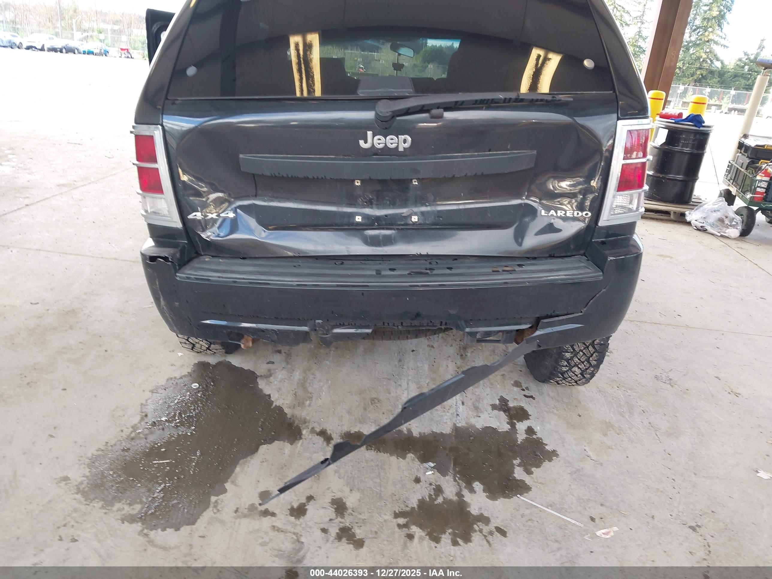 JEEP GRAND image 6