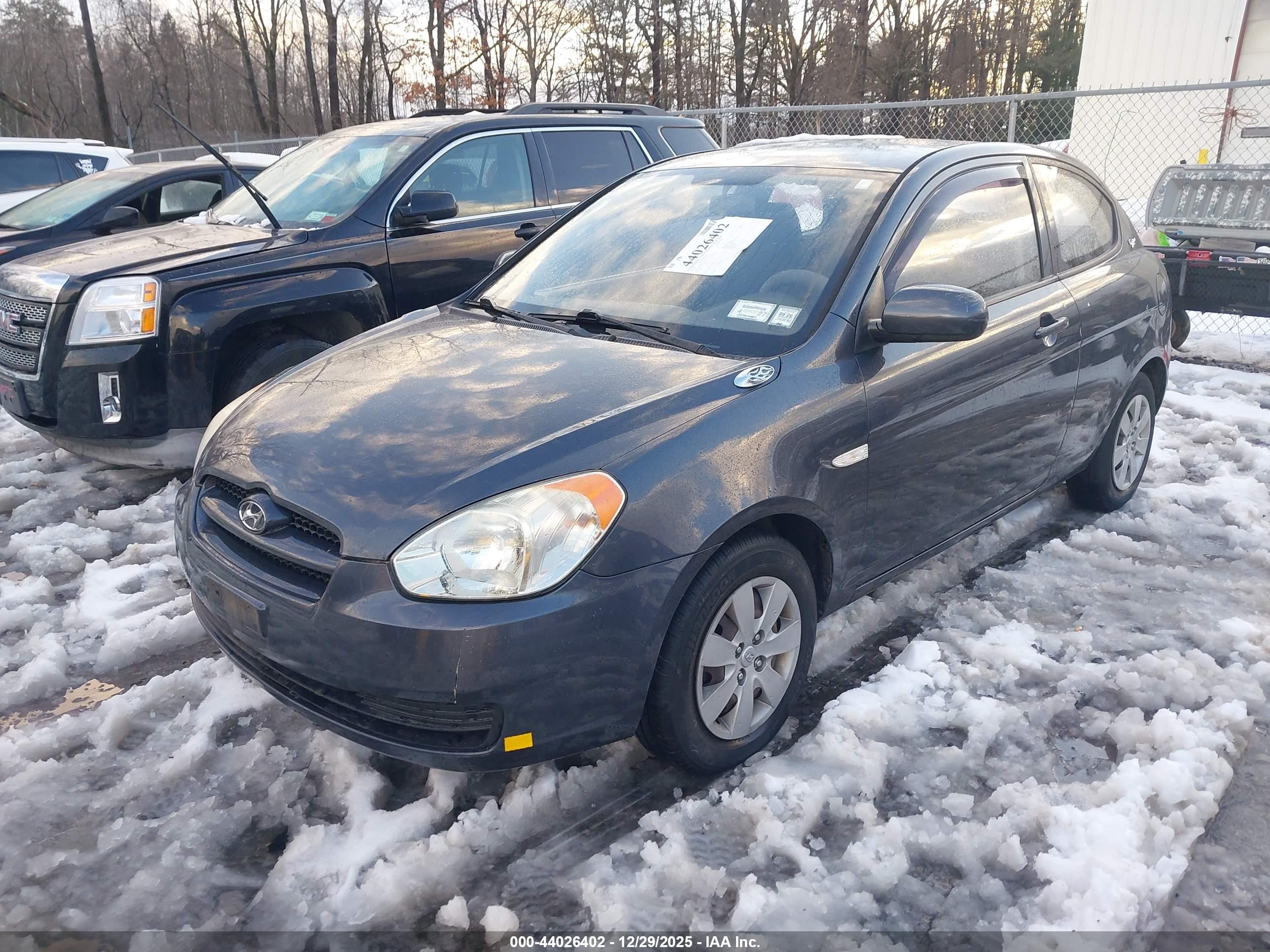 HYUNDAI ACCENT image 2