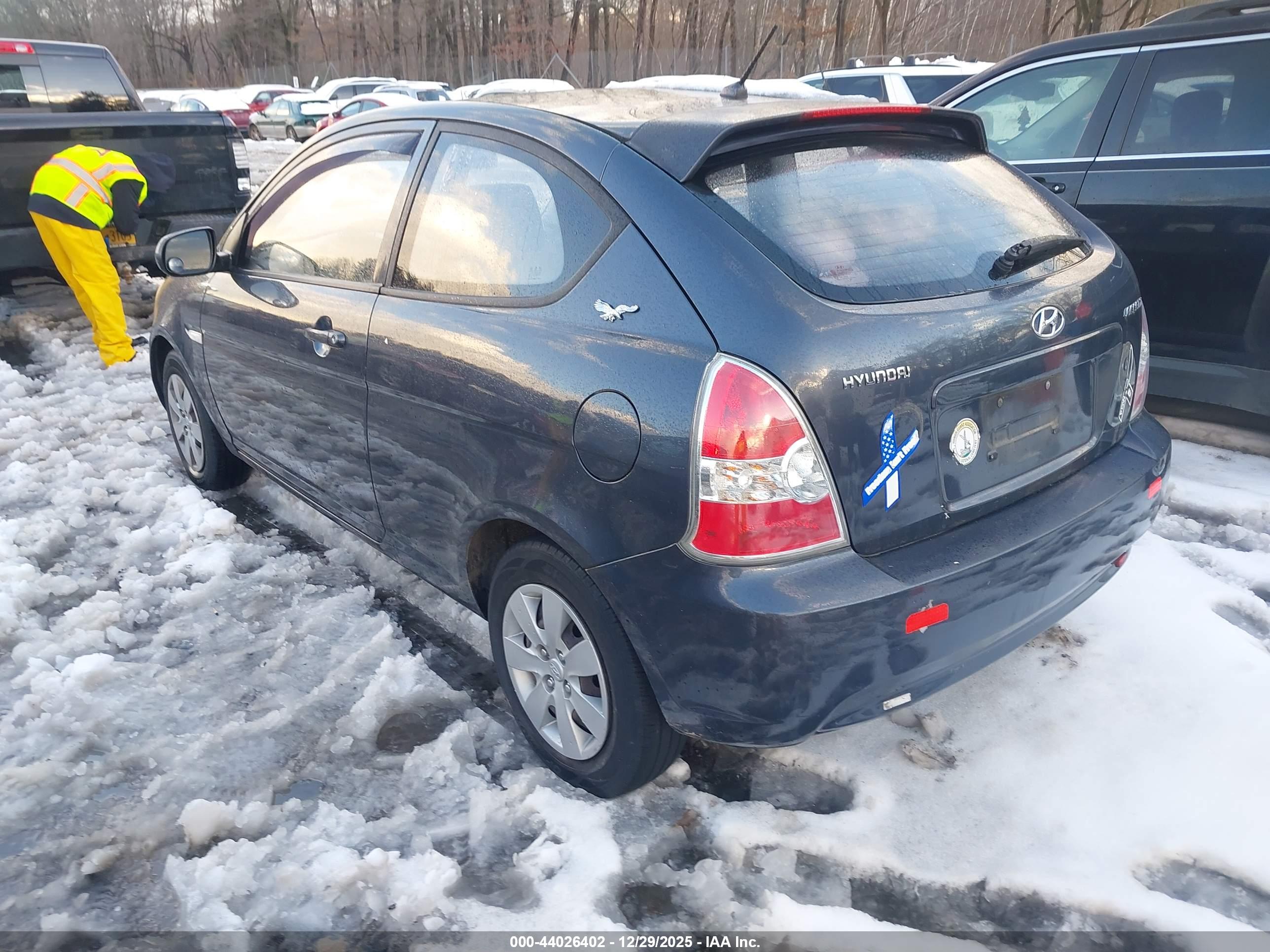 HYUNDAI ACCENT image 3