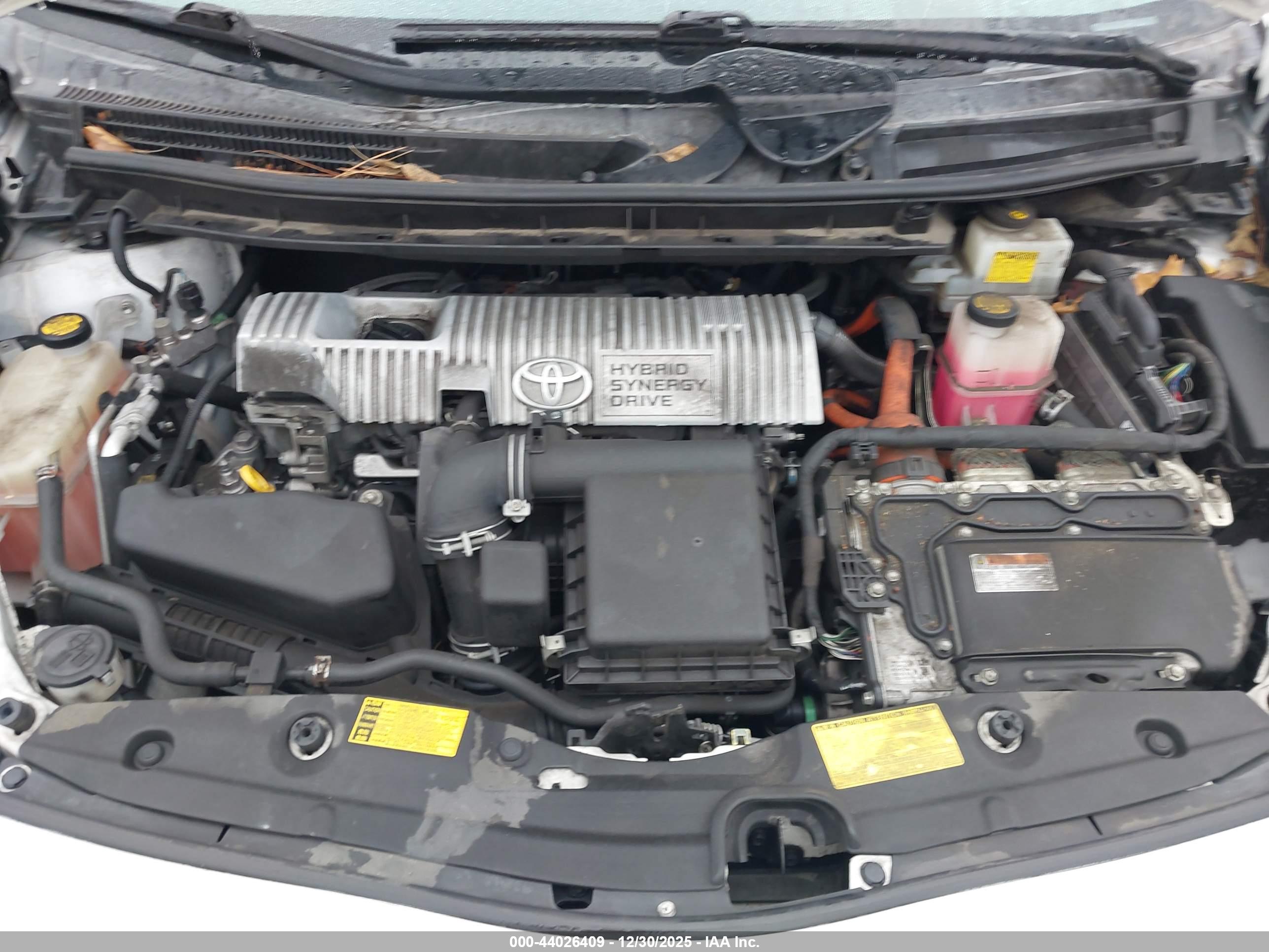 TOYOTA PRIUS image 10