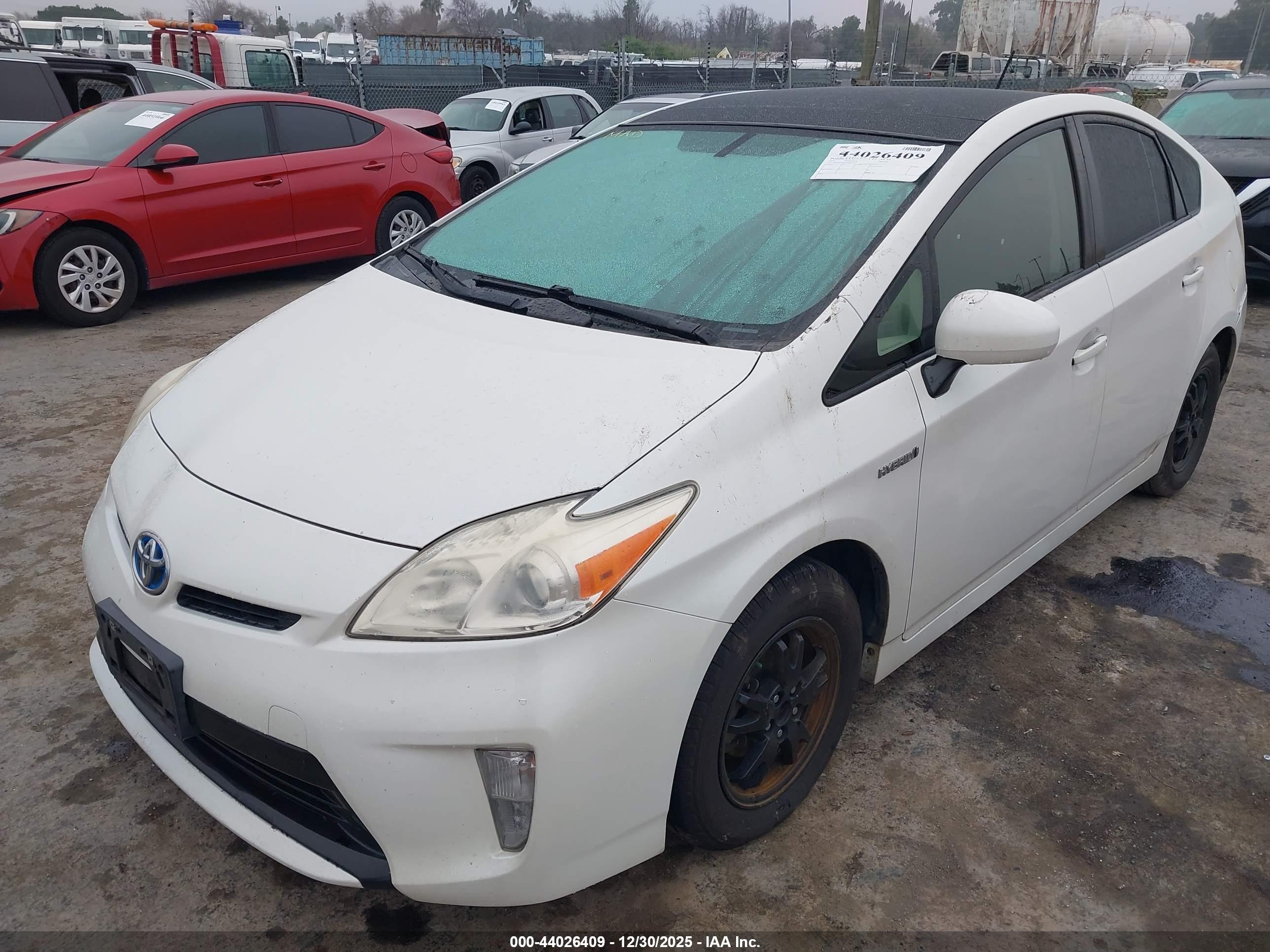 TOYOTA PRIUS image 6