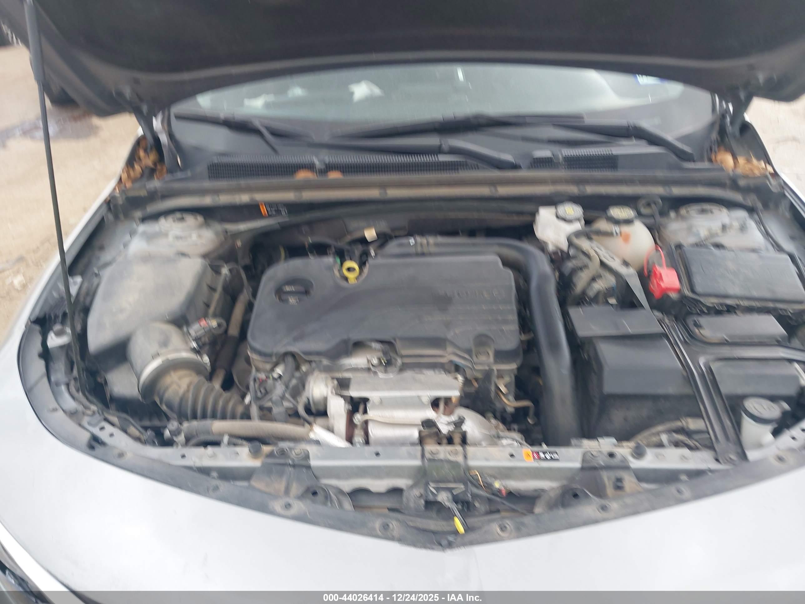 CHEVROLET MALIBU image 10