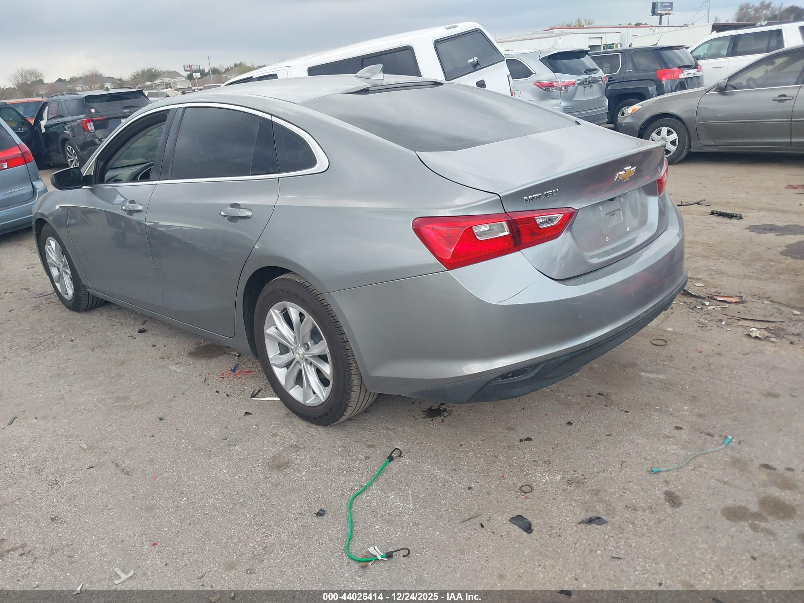 CHEVROLET MALIBU image 3