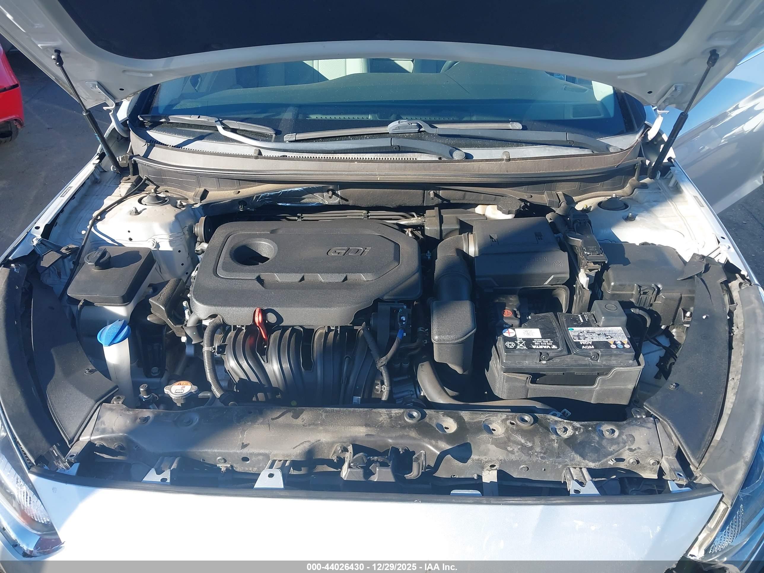 HYUNDAI SONATA image 10