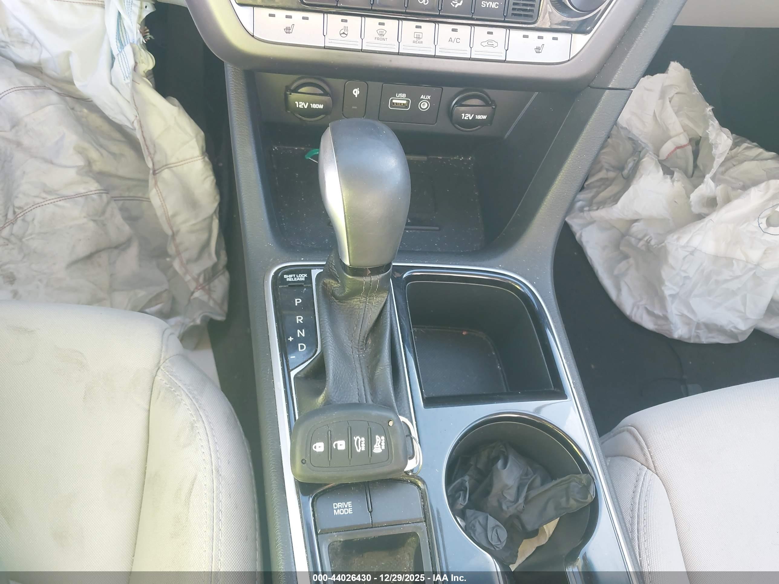 HYUNDAI SONATA image 11