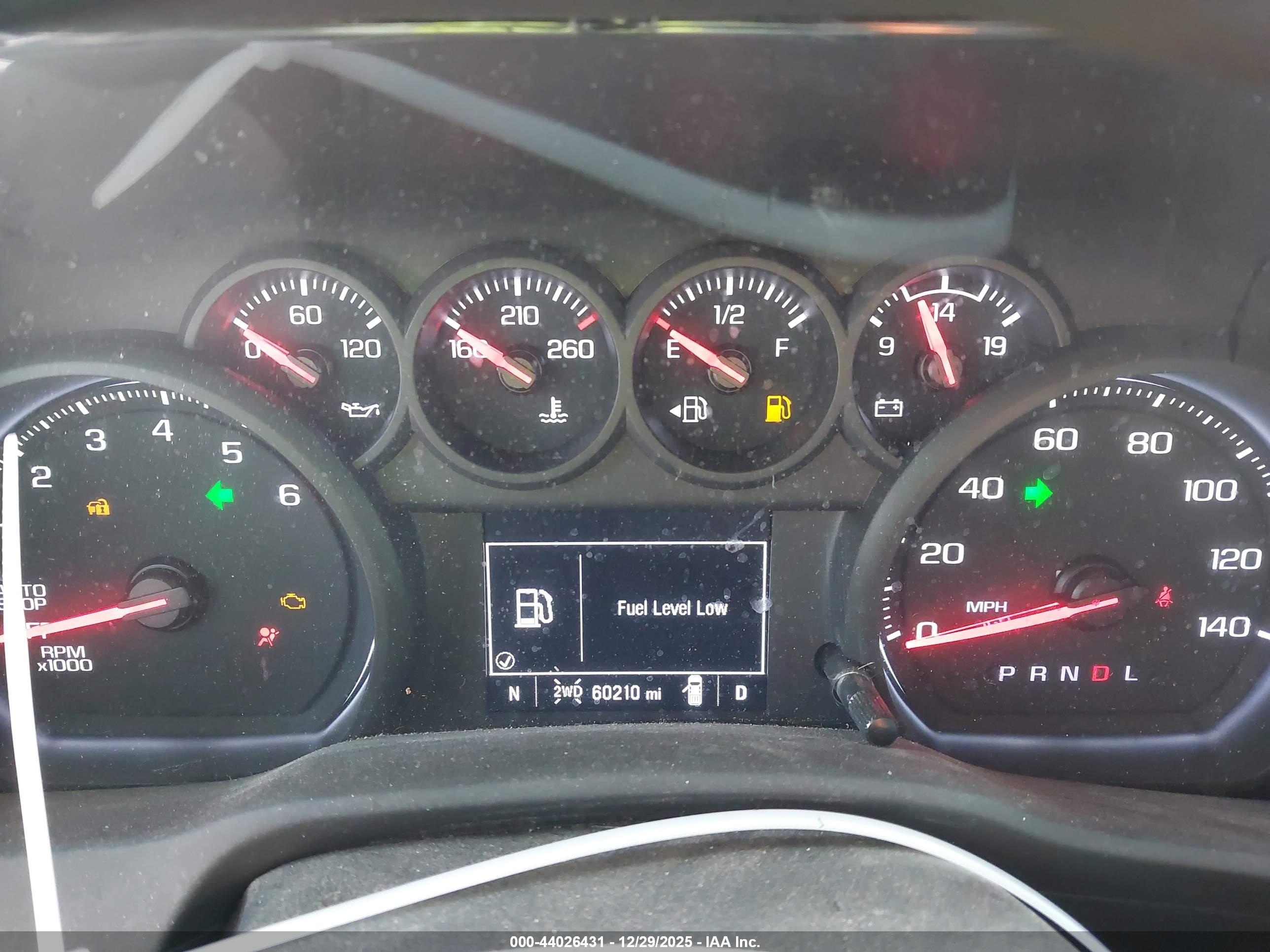 CHEVROLET SILVERADO image 7