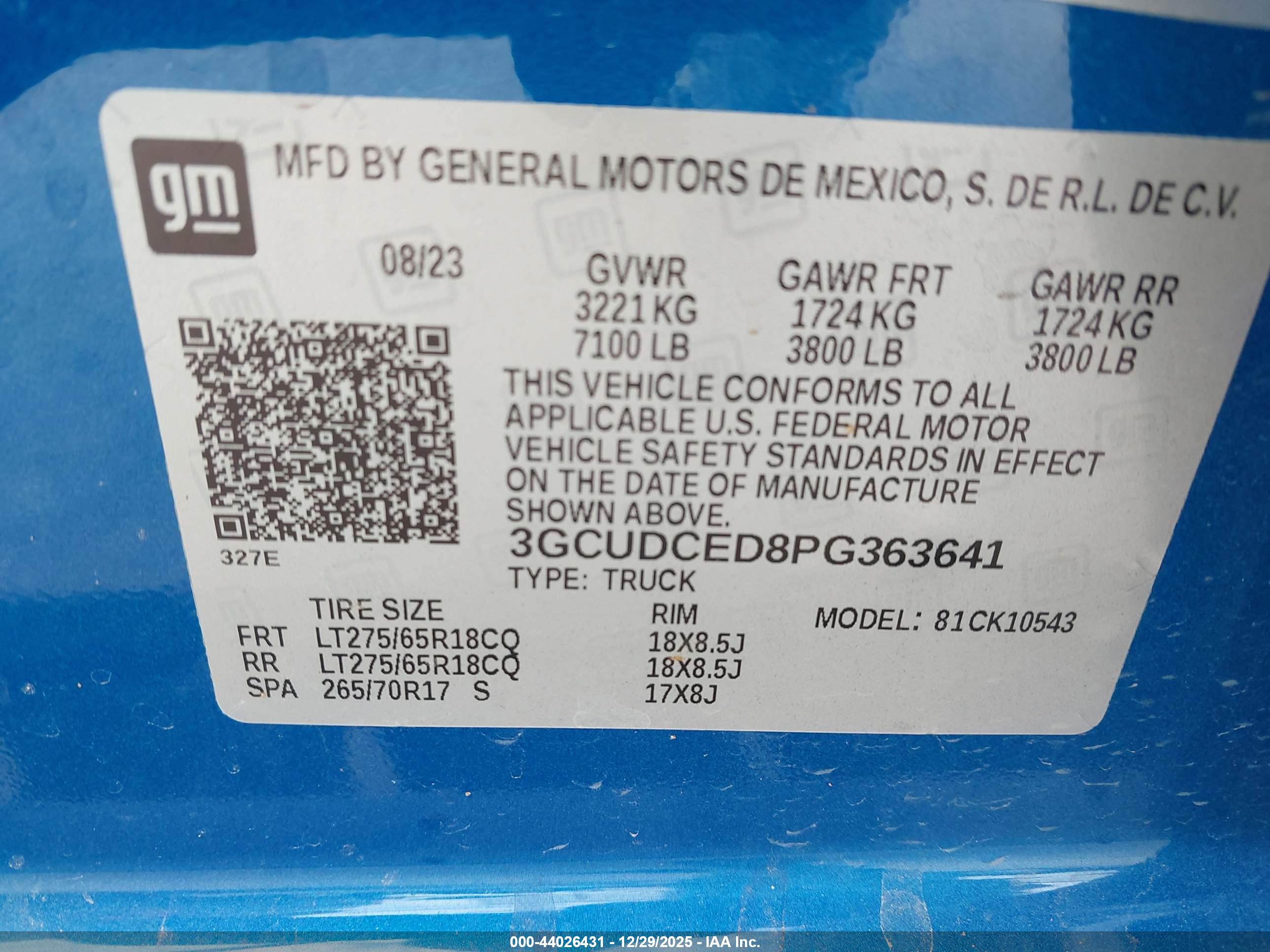 CHEVROLET SILVERADO image 9