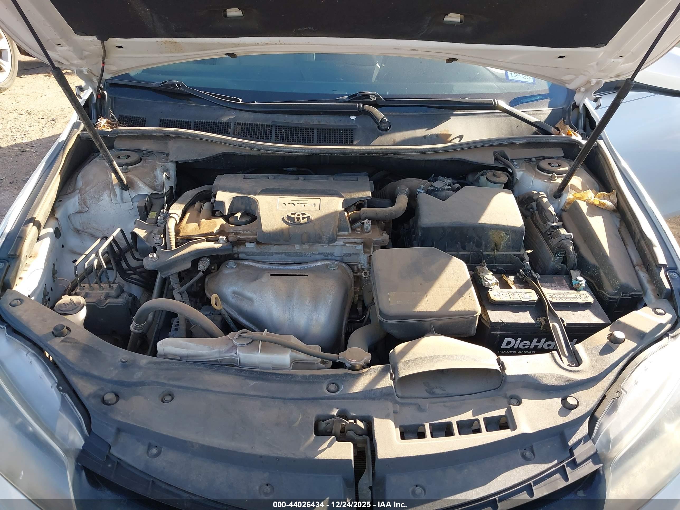 TOYOTA CAMRY image 10