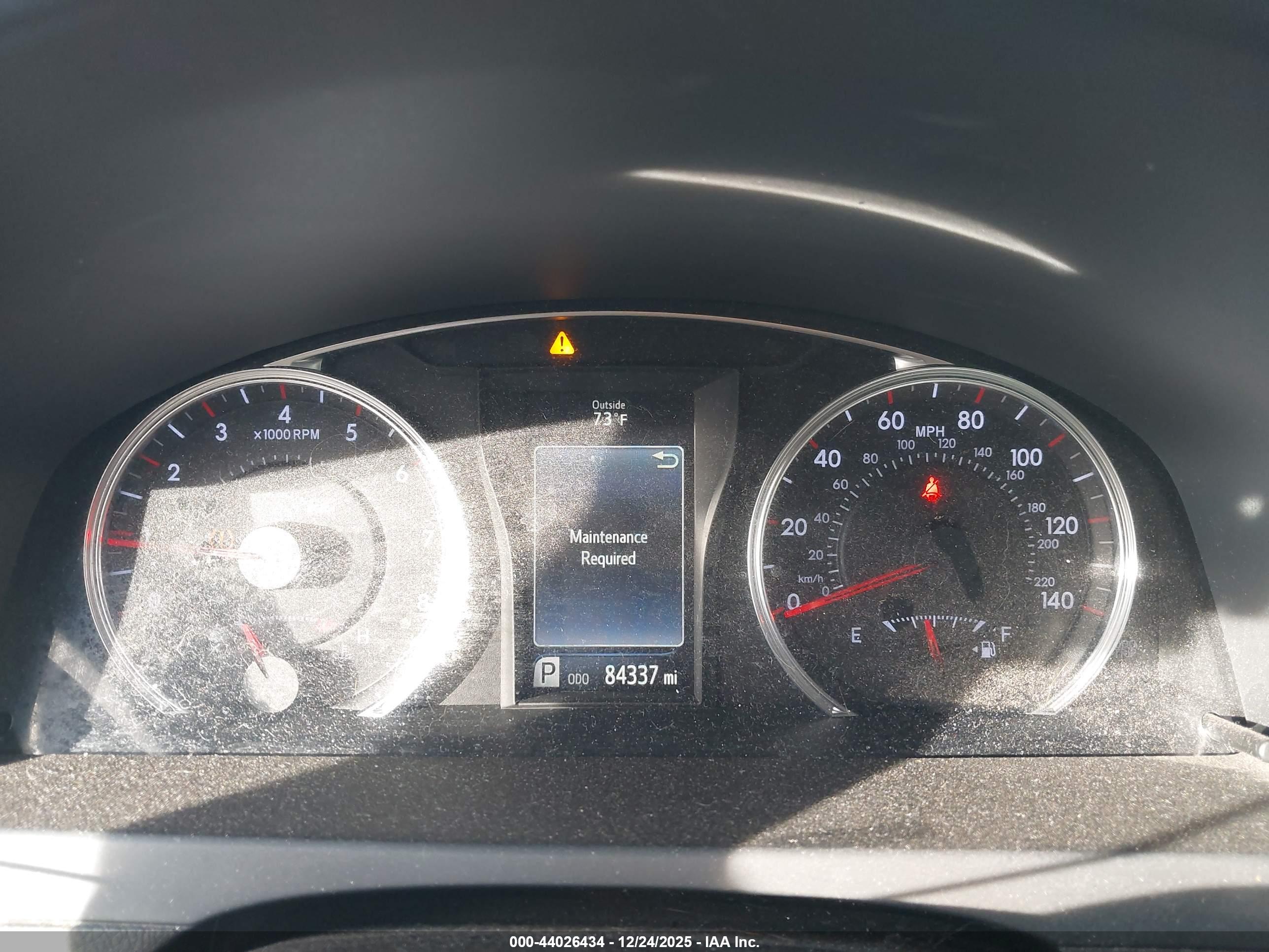 TOYOTA CAMRY image 7
