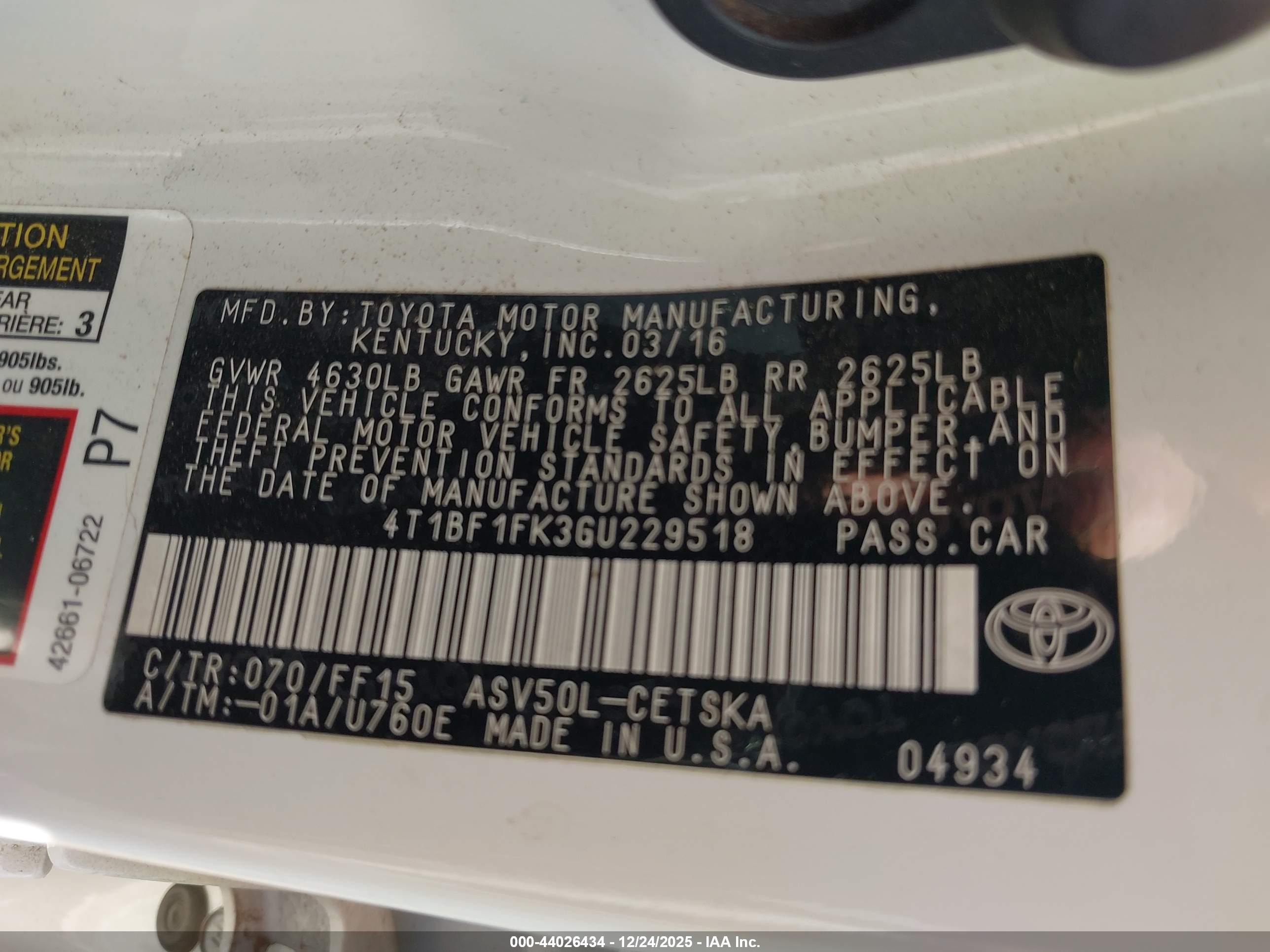 TOYOTA CAMRY image 9