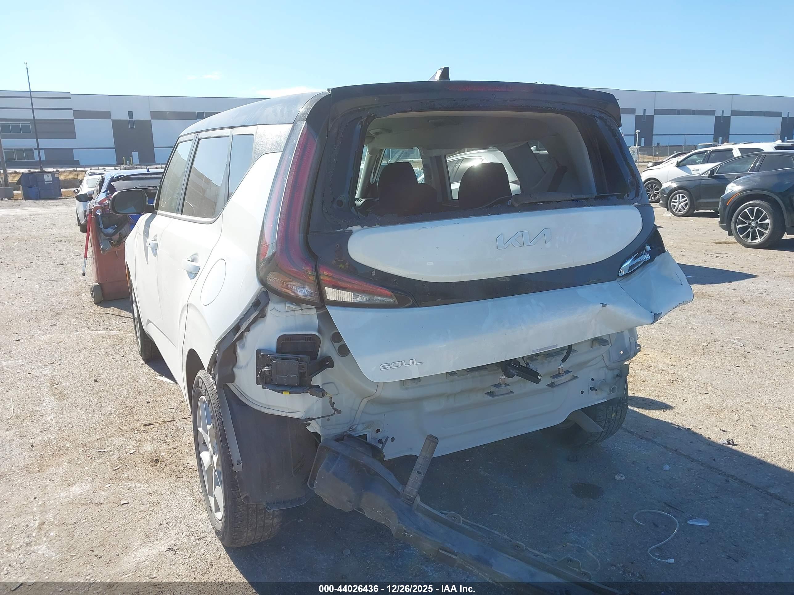 KIA SOUL image 3