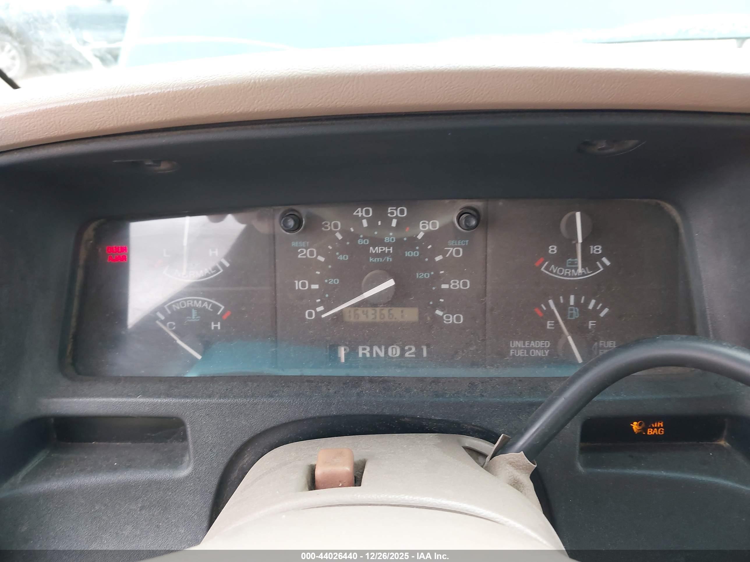 FORD AEROSTAR image 7