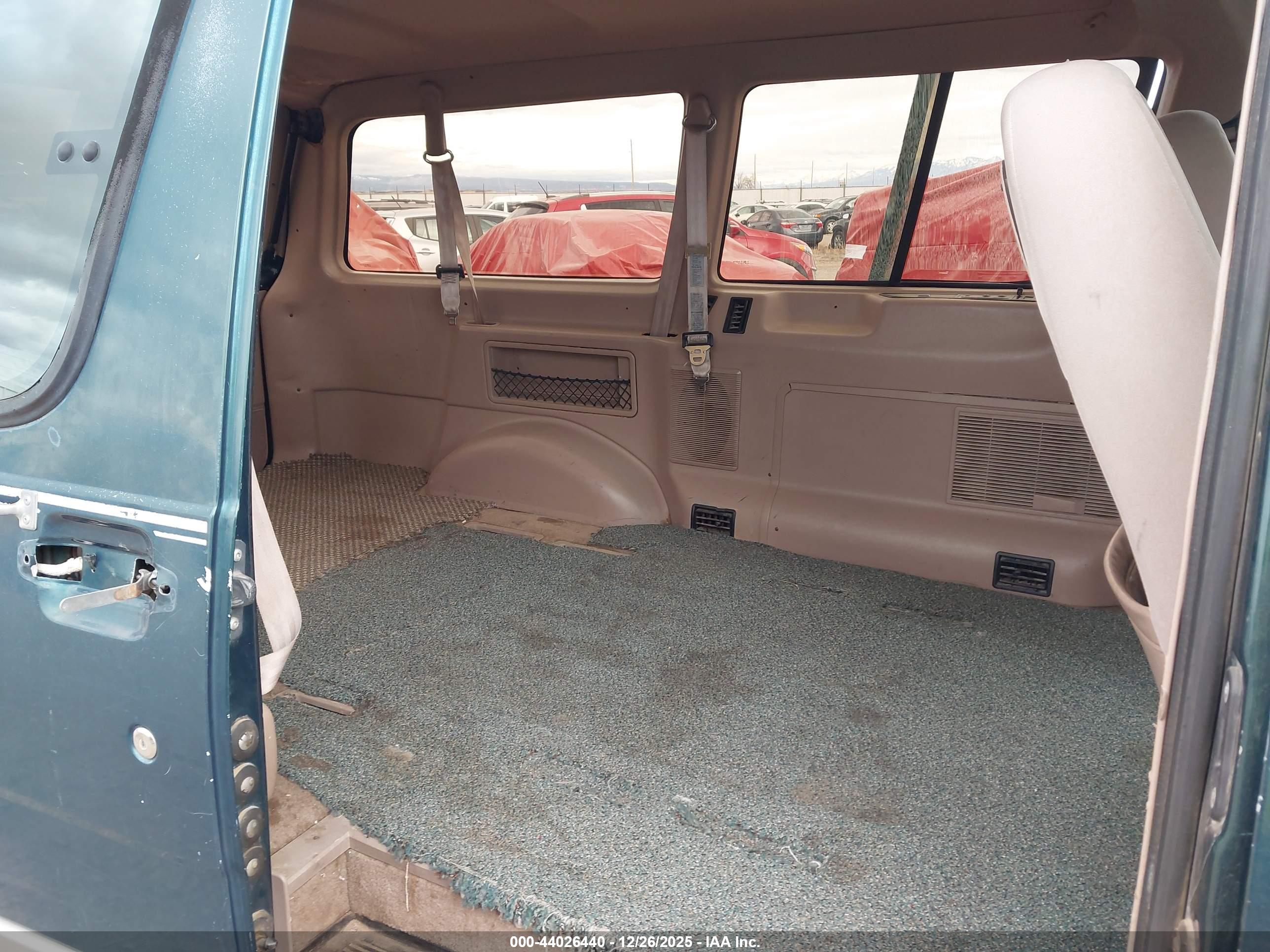 FORD AEROSTAR image 8