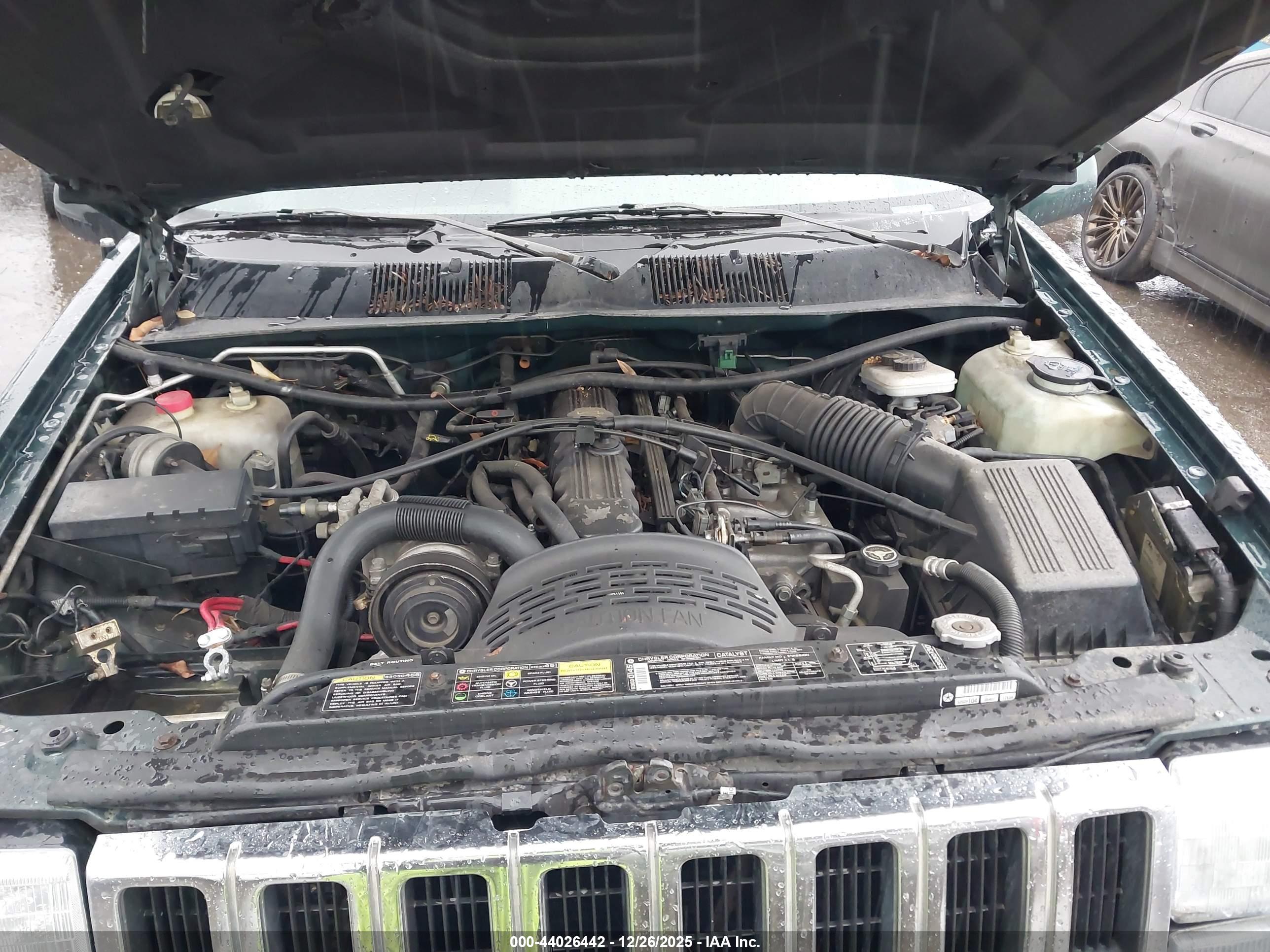 JEEP GRAND image 10