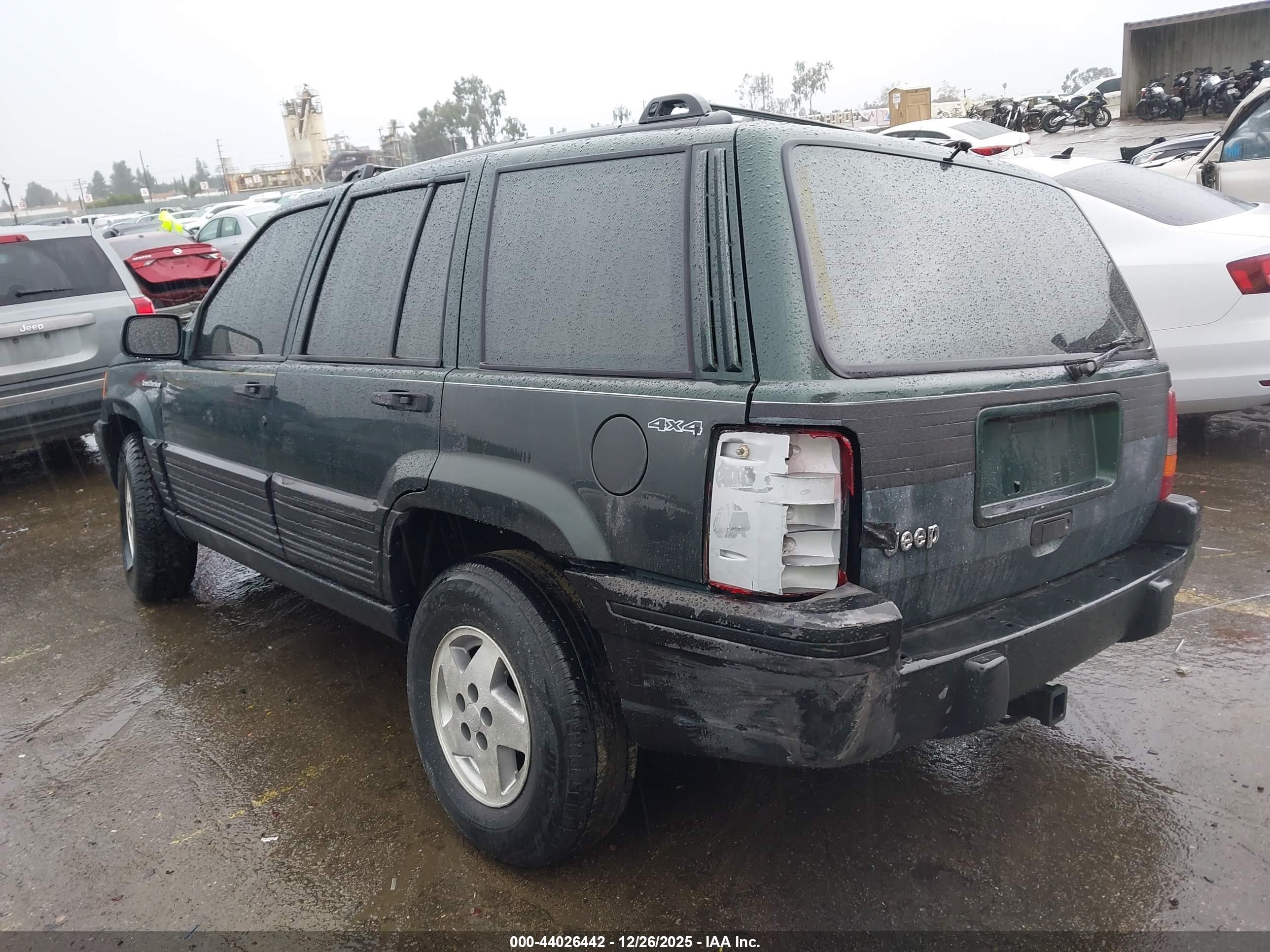 JEEP GRAND image 3