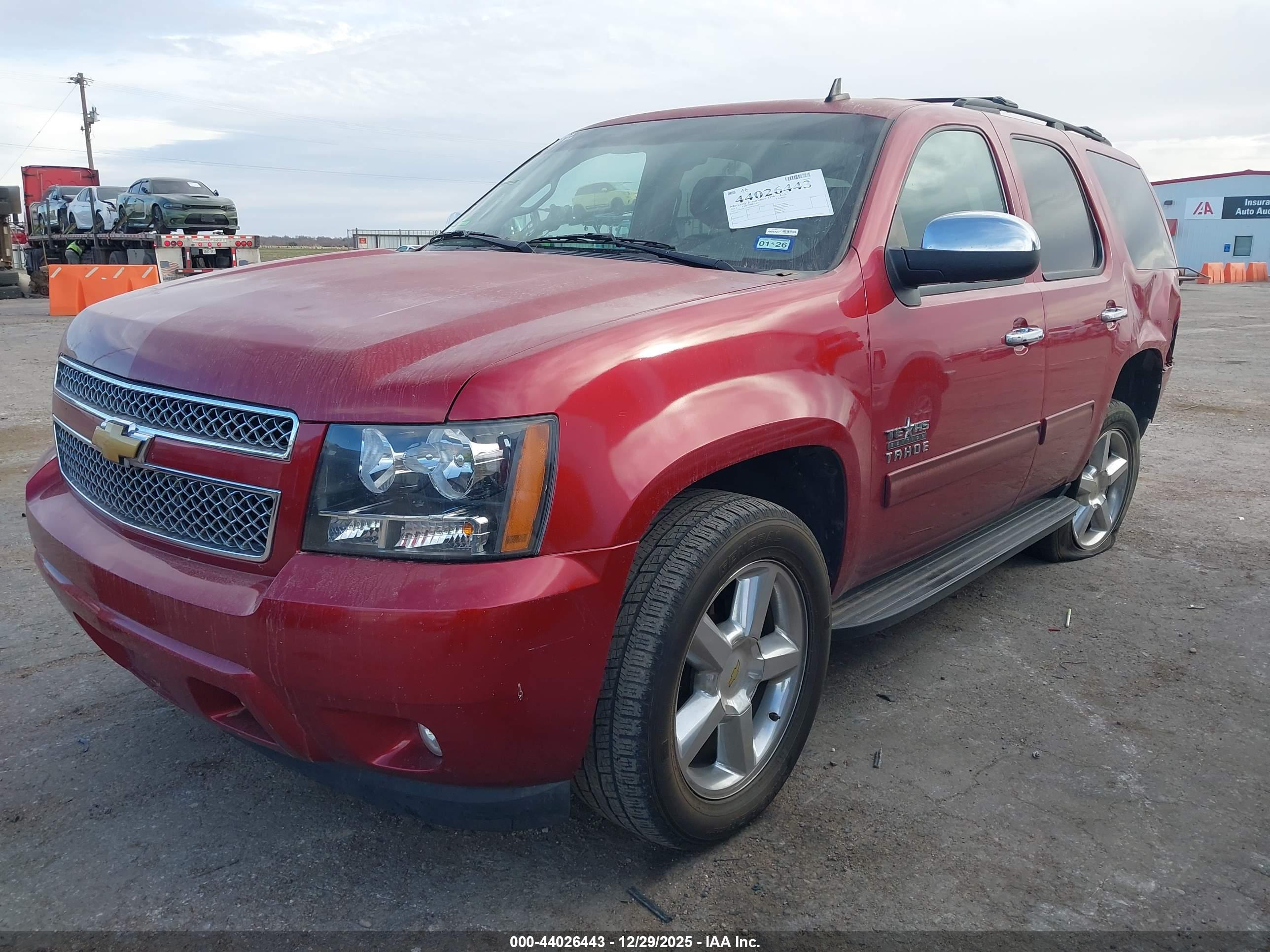 CHEVROLET TAHOE image 2