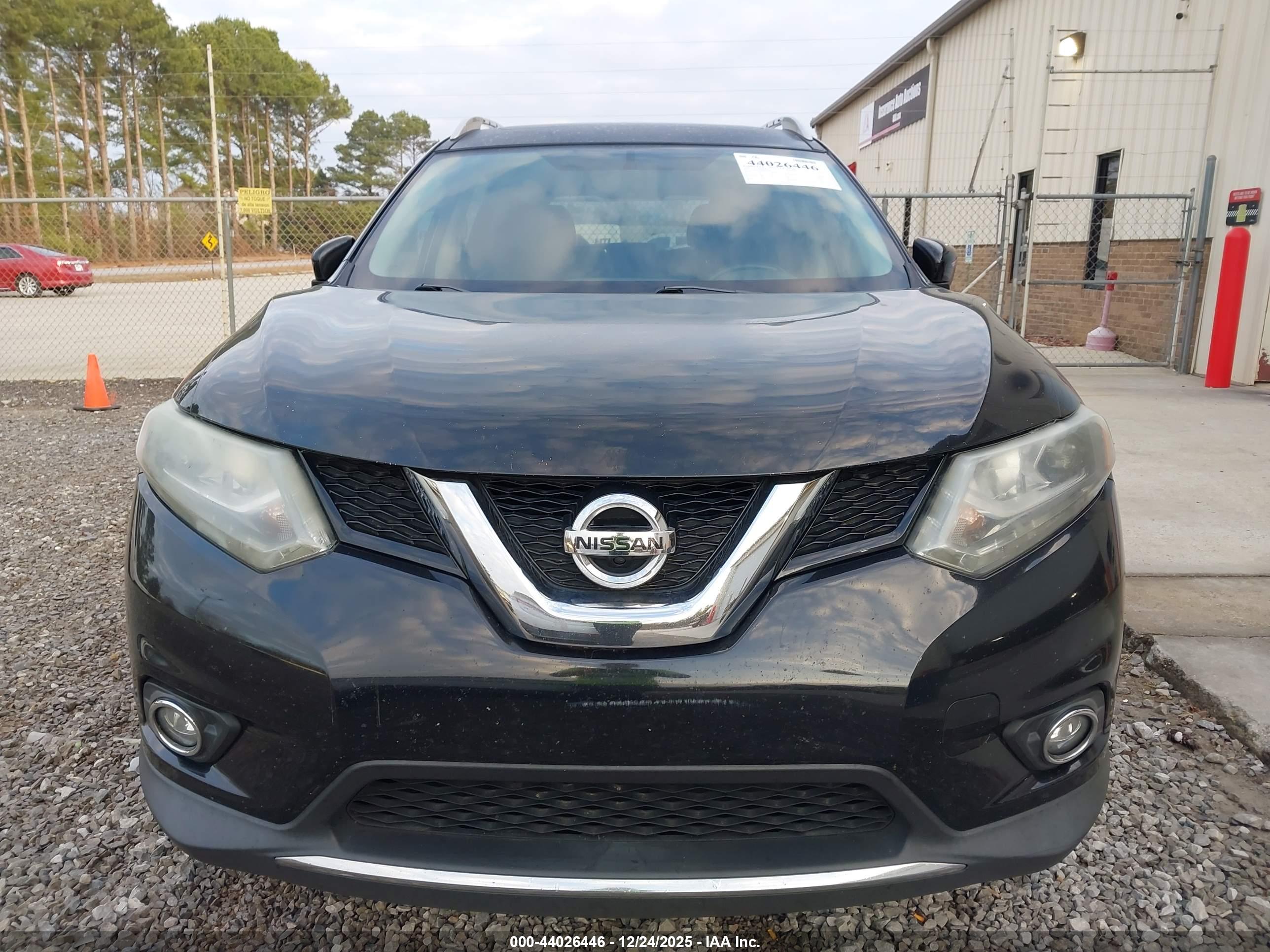 NISSAN ROGUE image 6