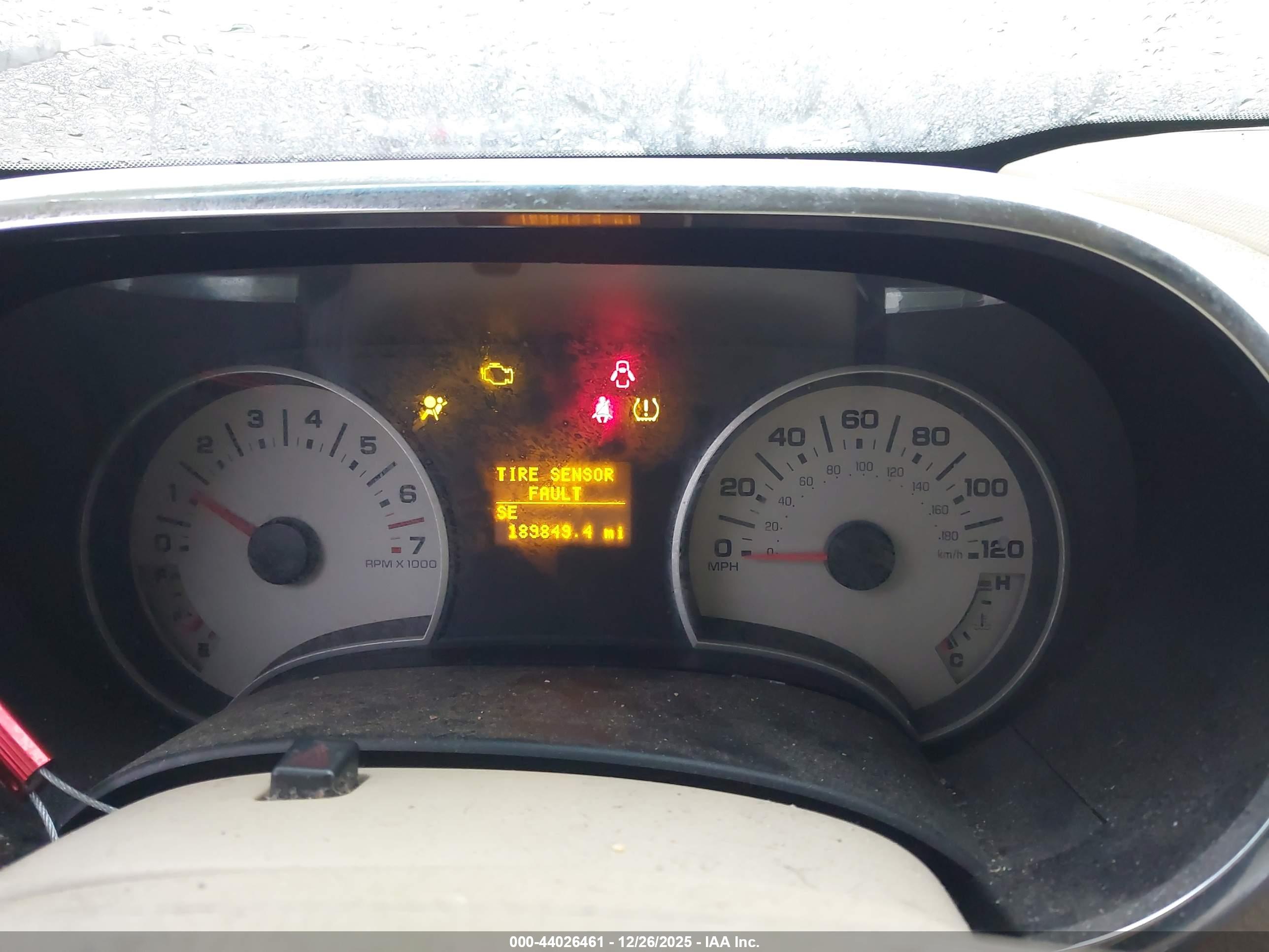 FORD EXPLORER image 7