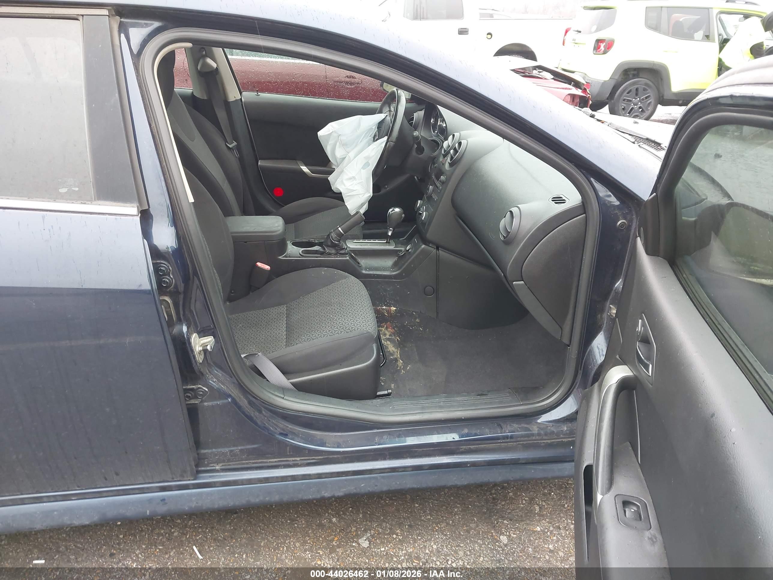PONTIAC G6 image 5