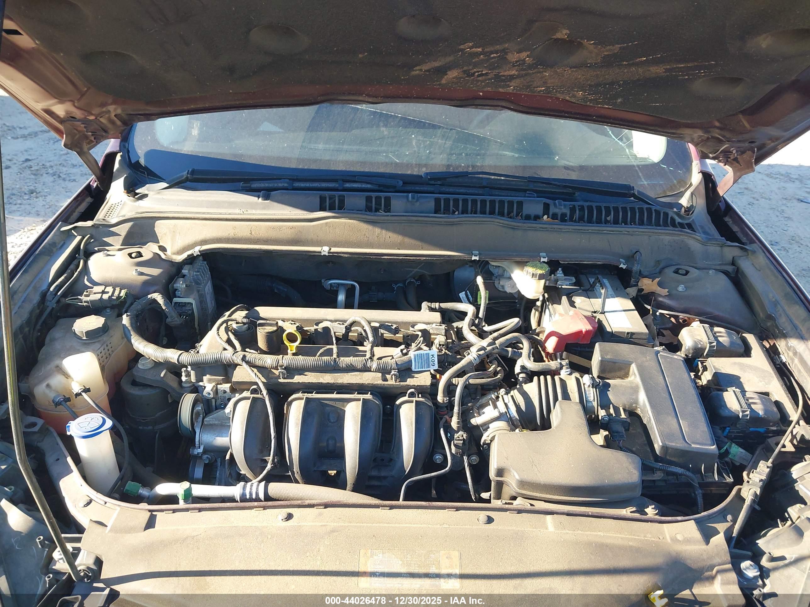 FORD FUSION image 10