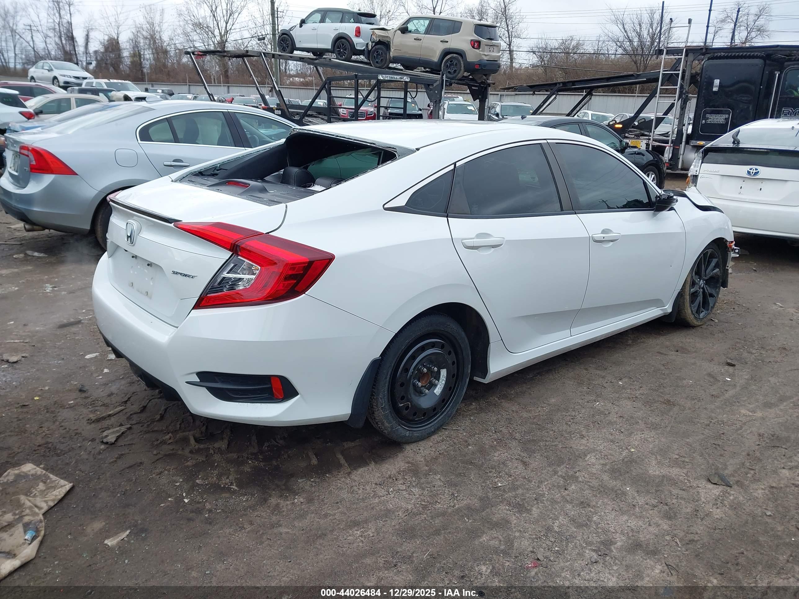 HONDA CIVIC image 4