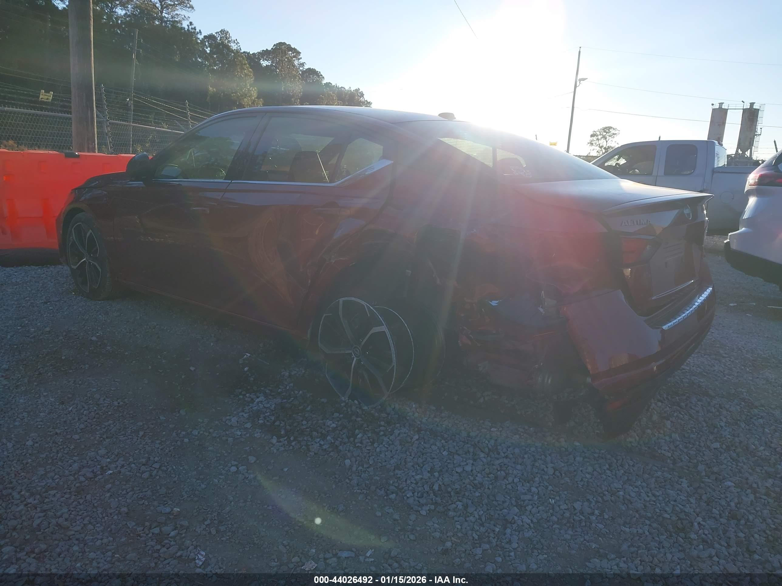 NISSAN ALTIMA image 3
