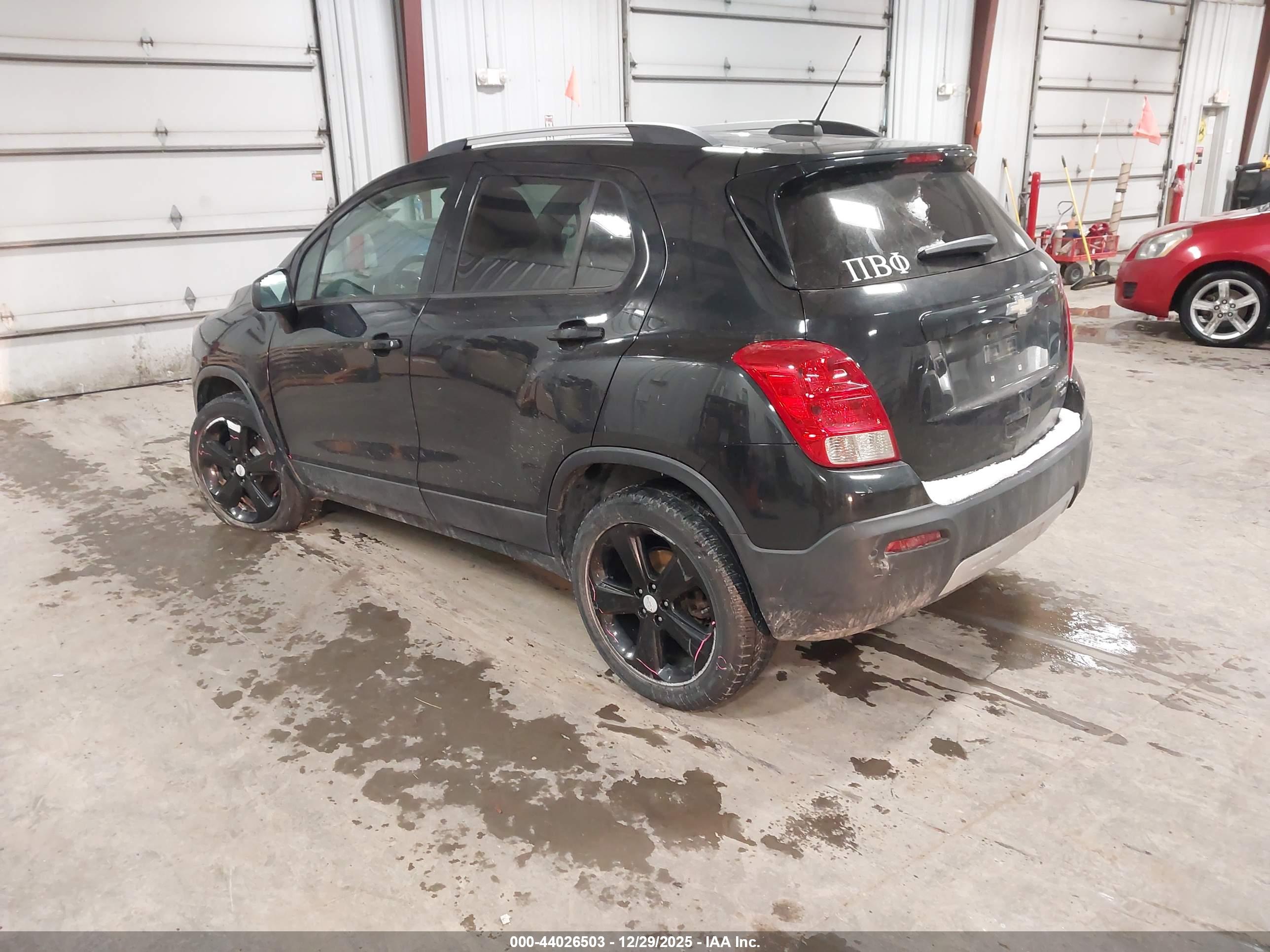 CHEVROLET TRAX image 3