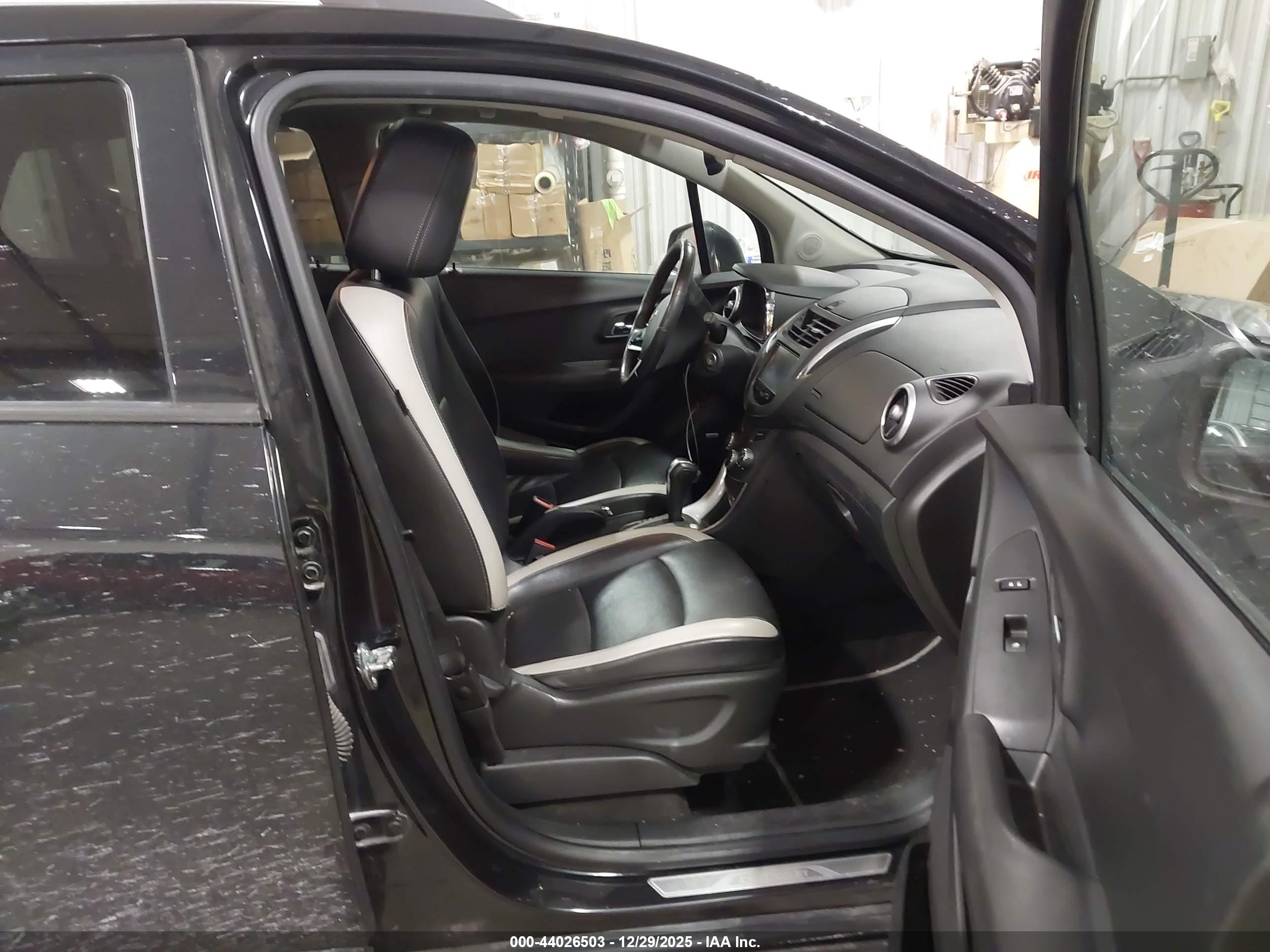 CHEVROLET TRAX image 5