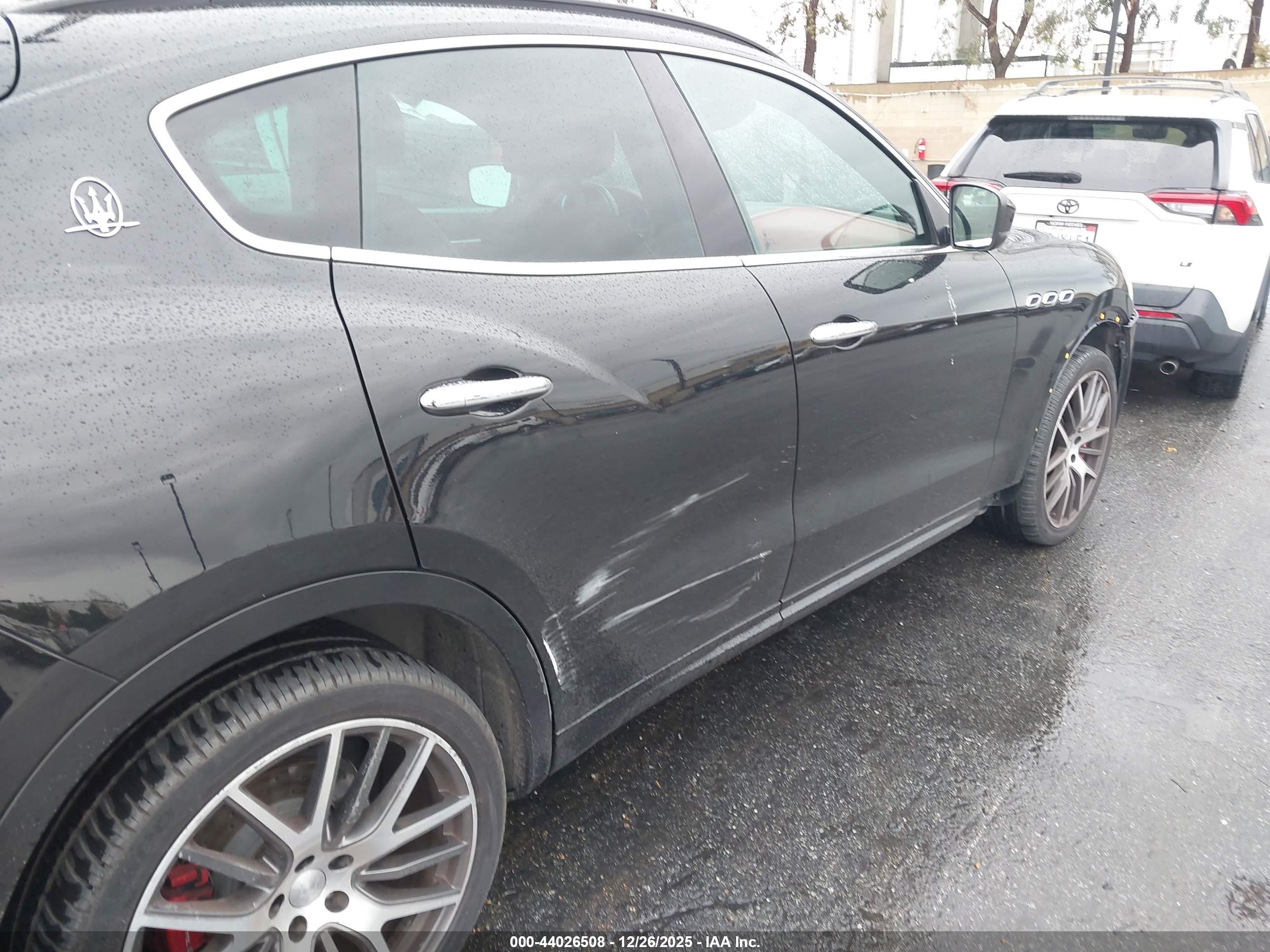 MASERATI LEVANTE image 6