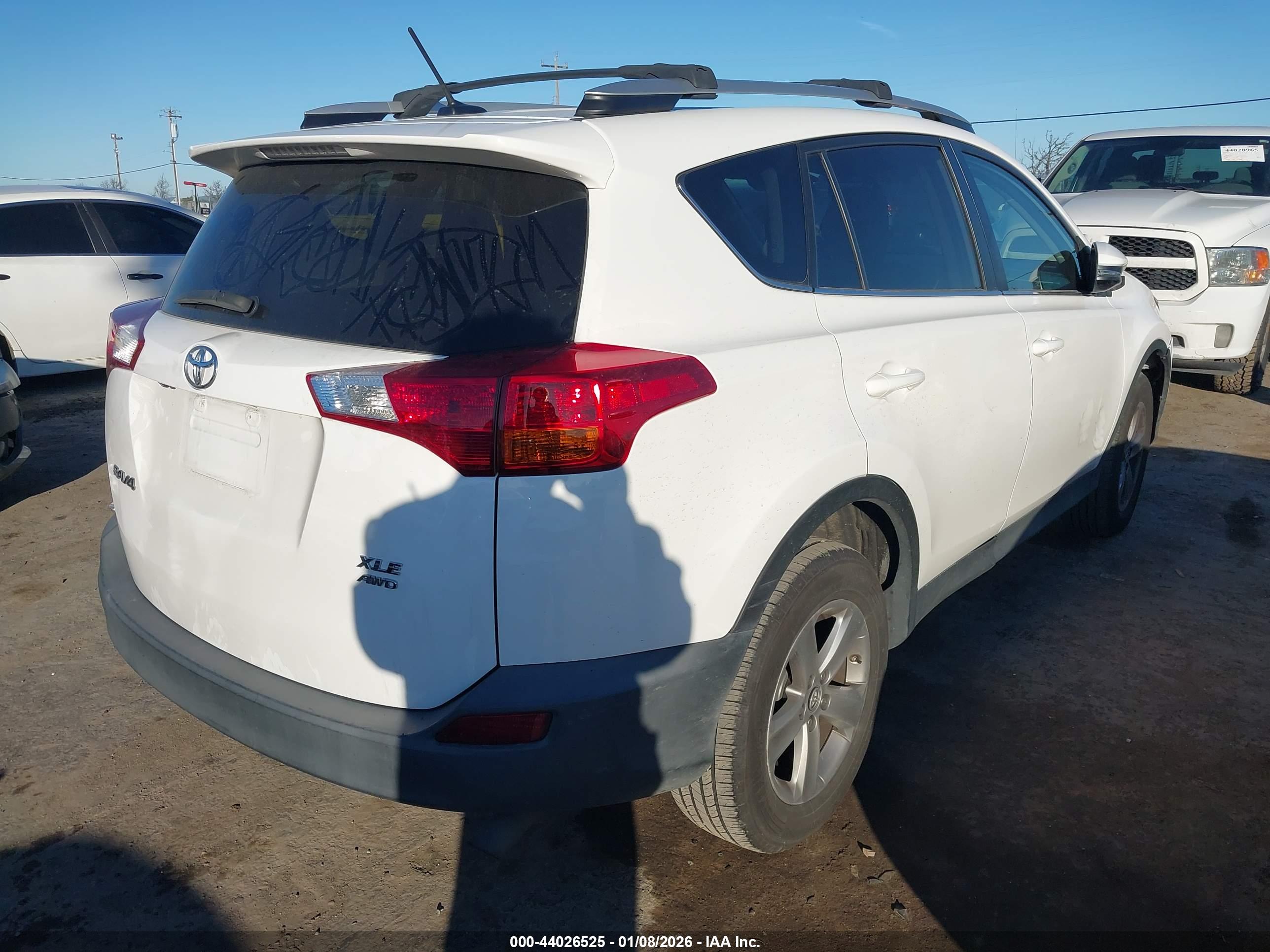 TOYOTA RAV4 image 4