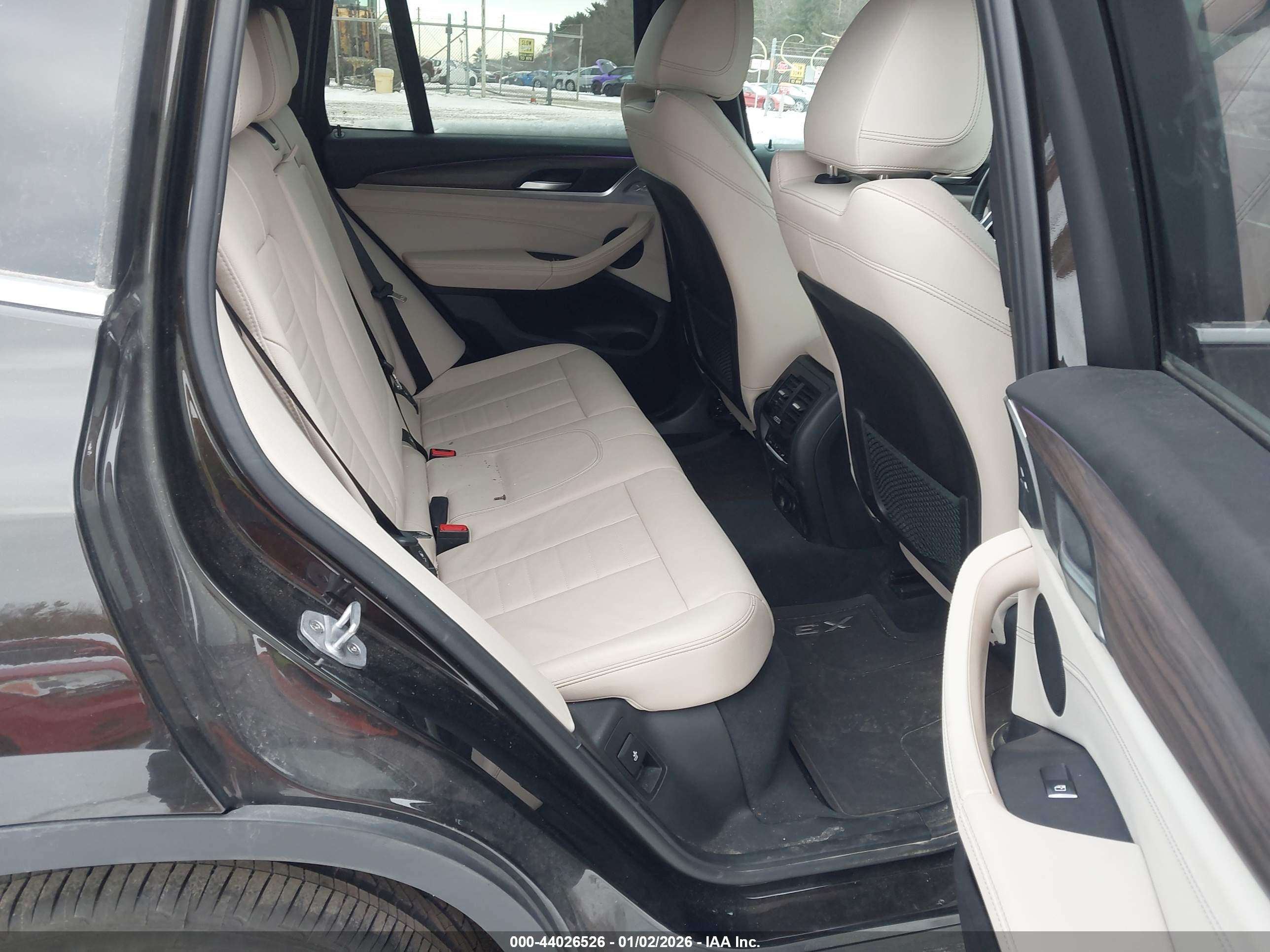 BMW X3 image 8