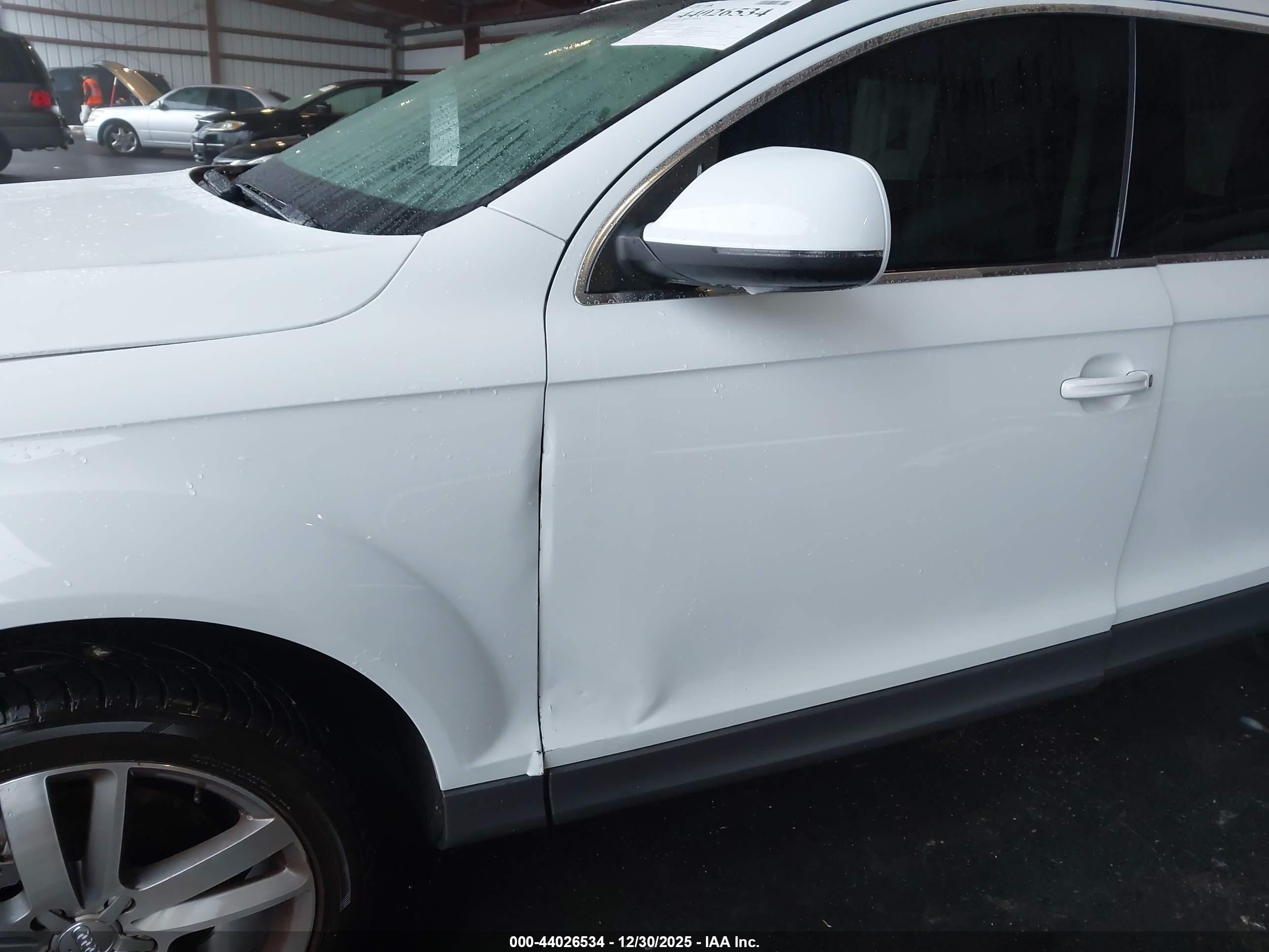 AUDI Q7 image 6