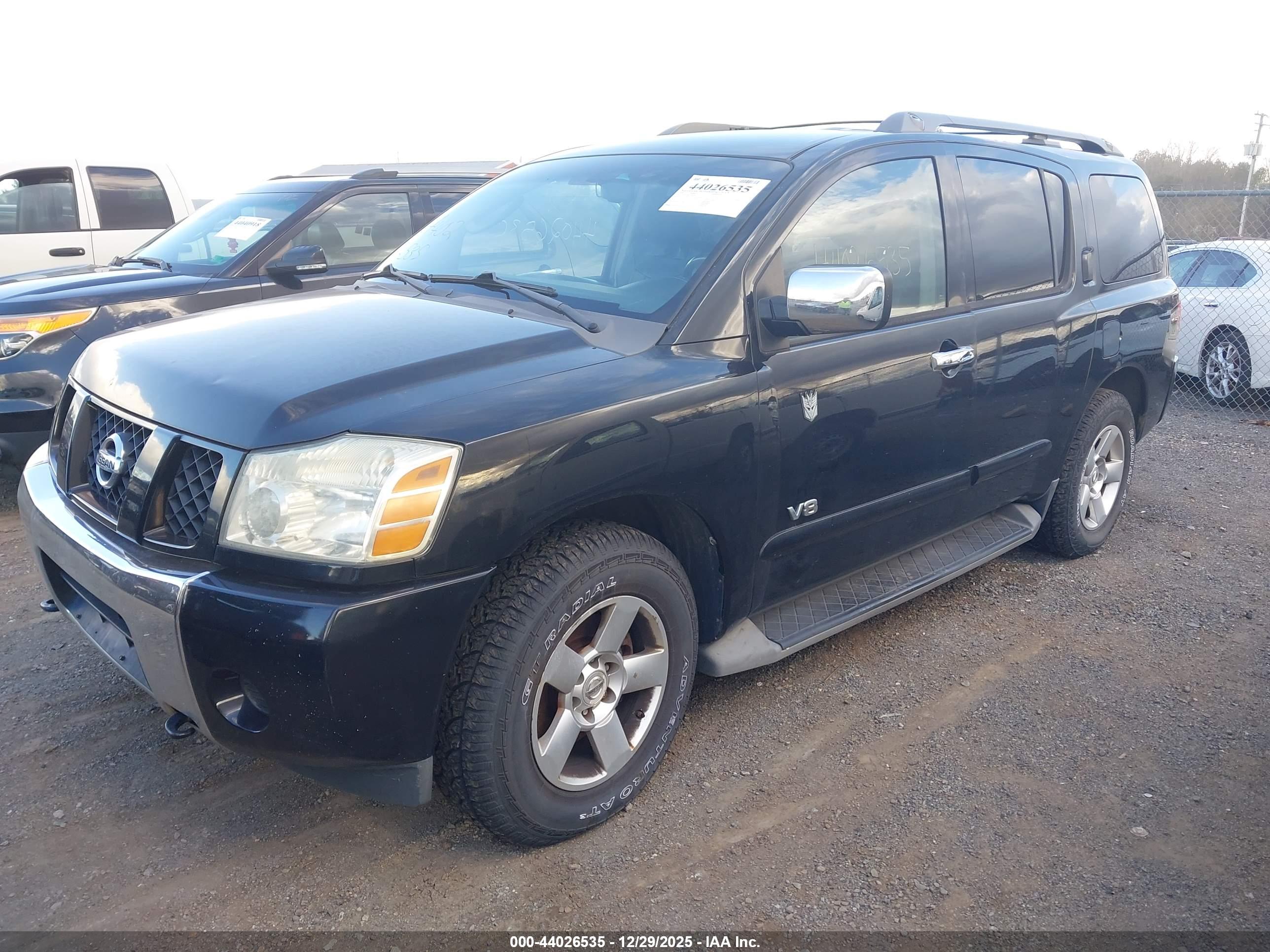 NISSAN ARMADA image 2