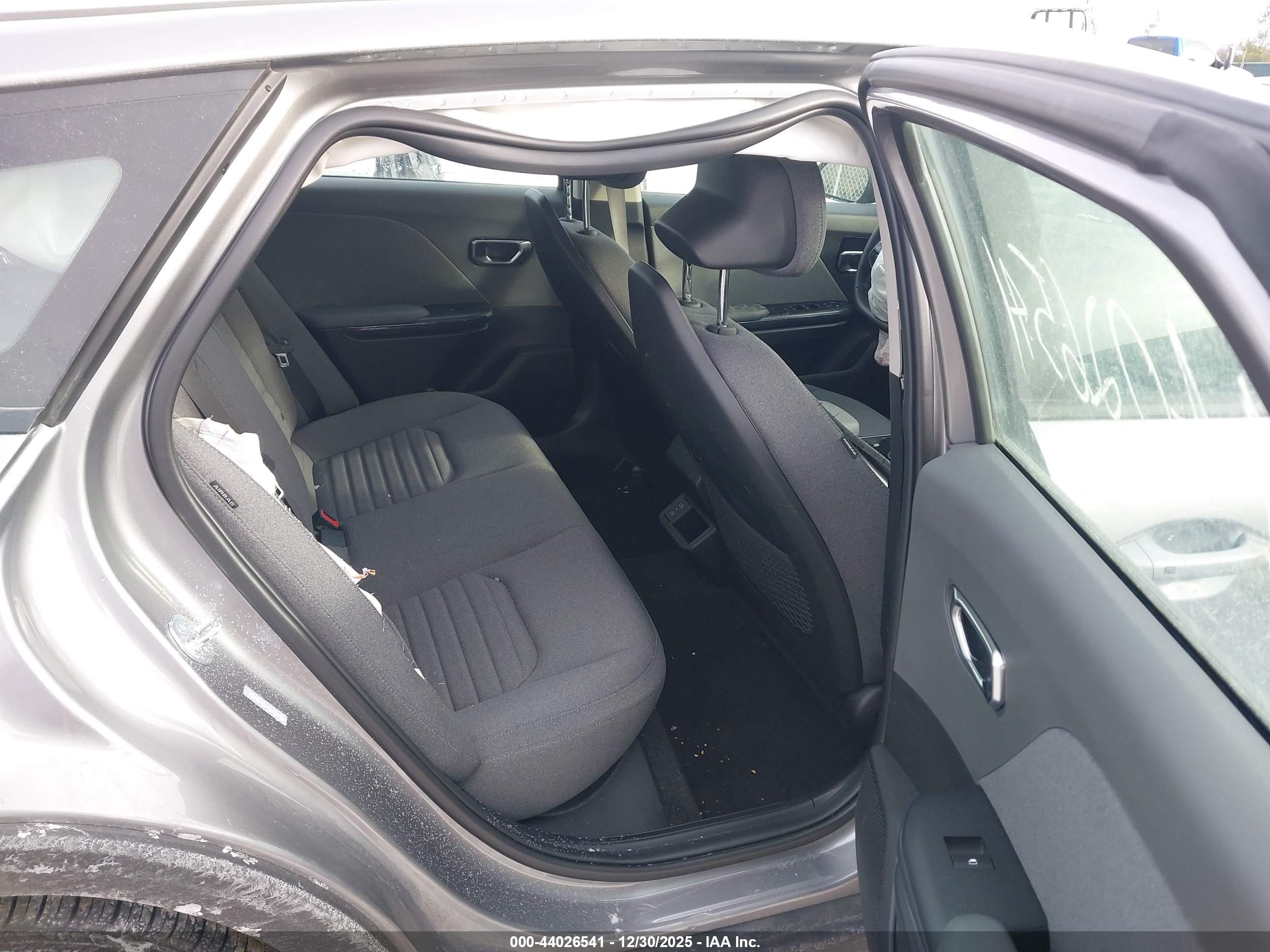 KIA K4 image 8
