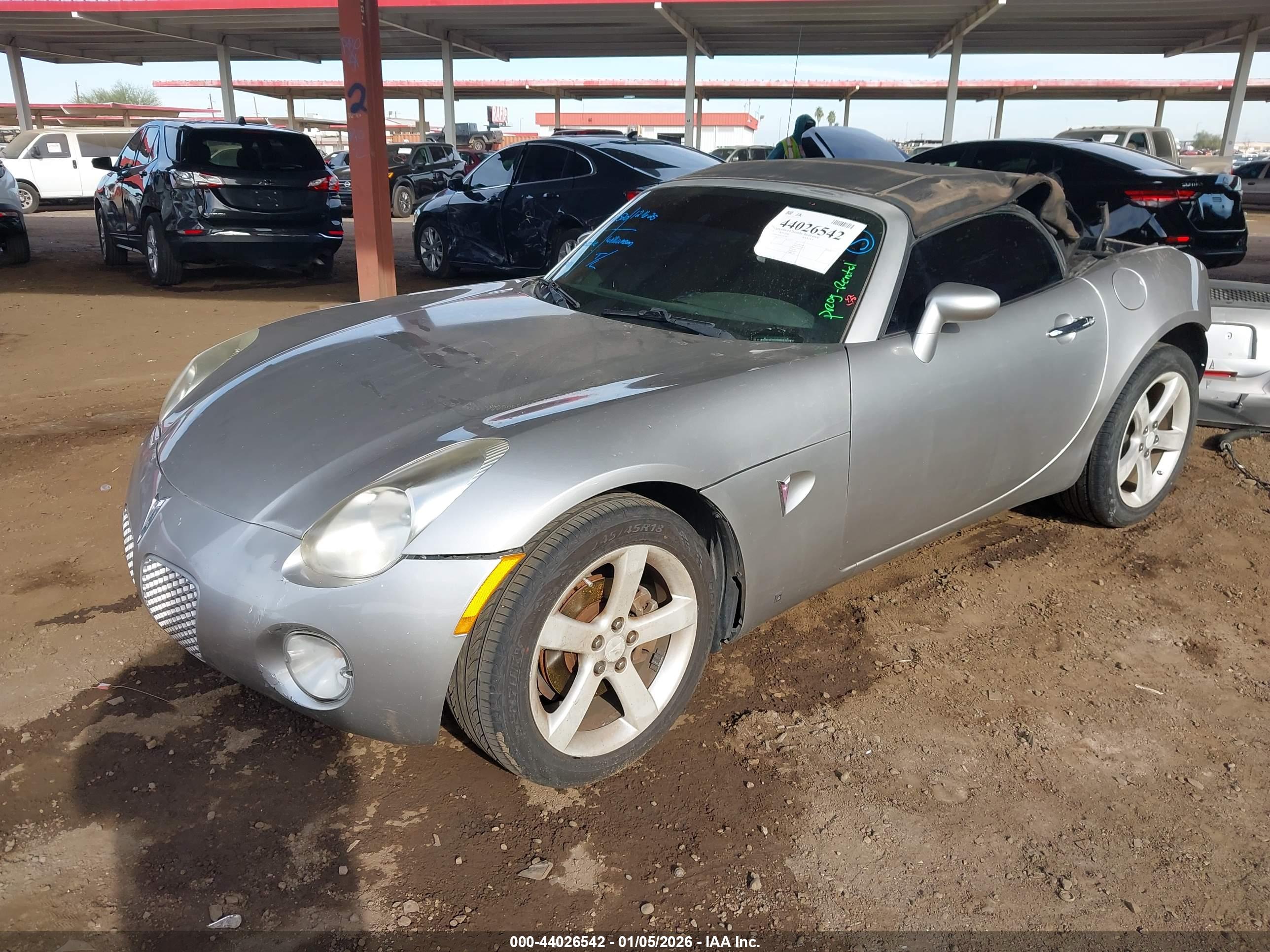 PONTIAC SOLSTICE image 2