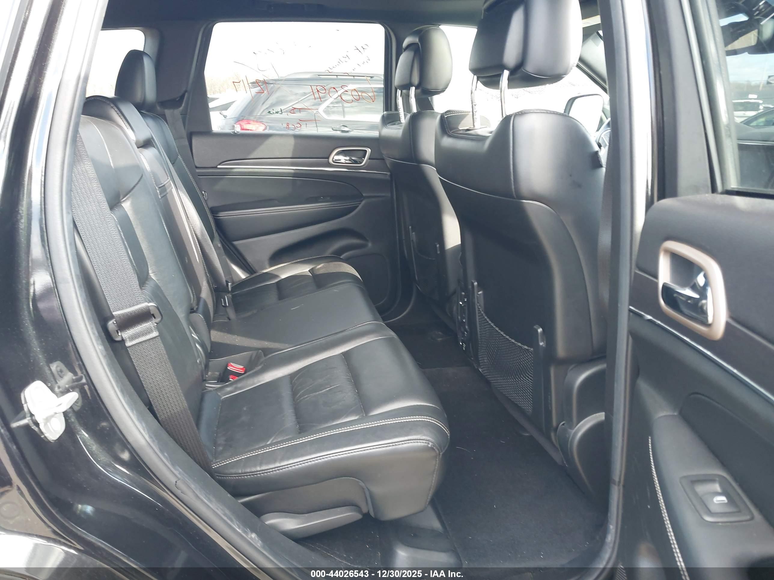 JEEP GRAND image 8