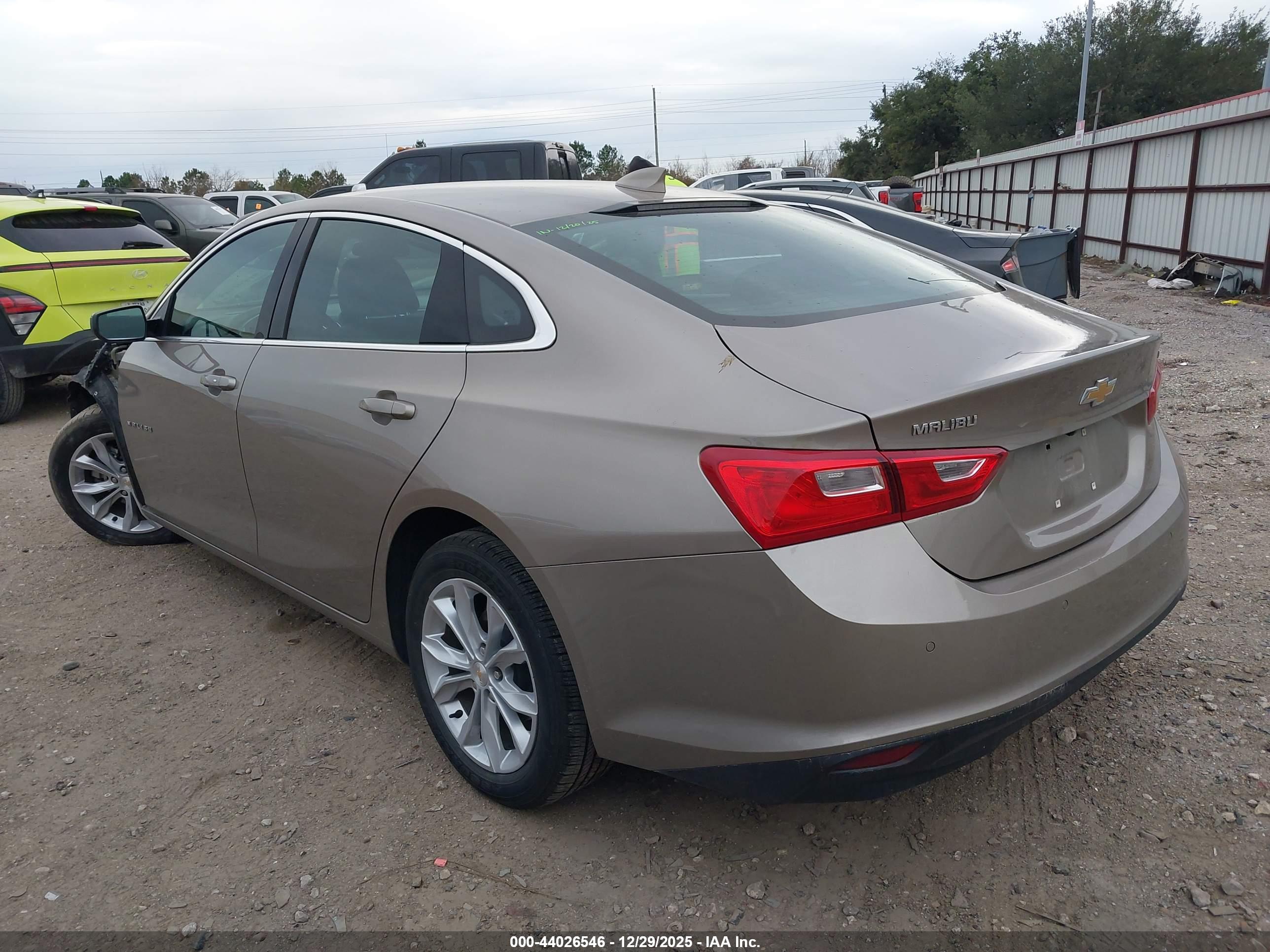CHEVROLET MALIBU image 3