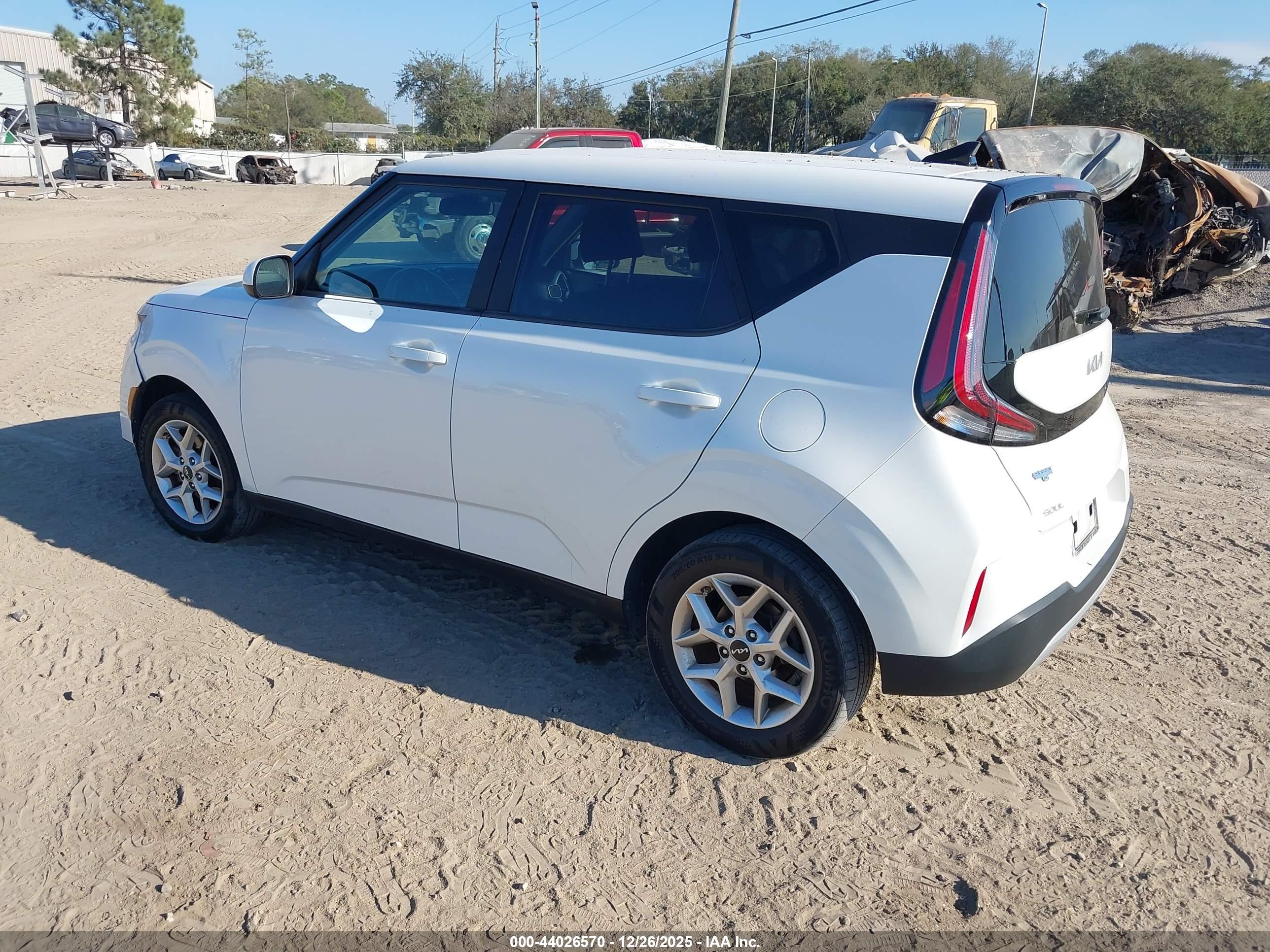 KIA SOUL image 3