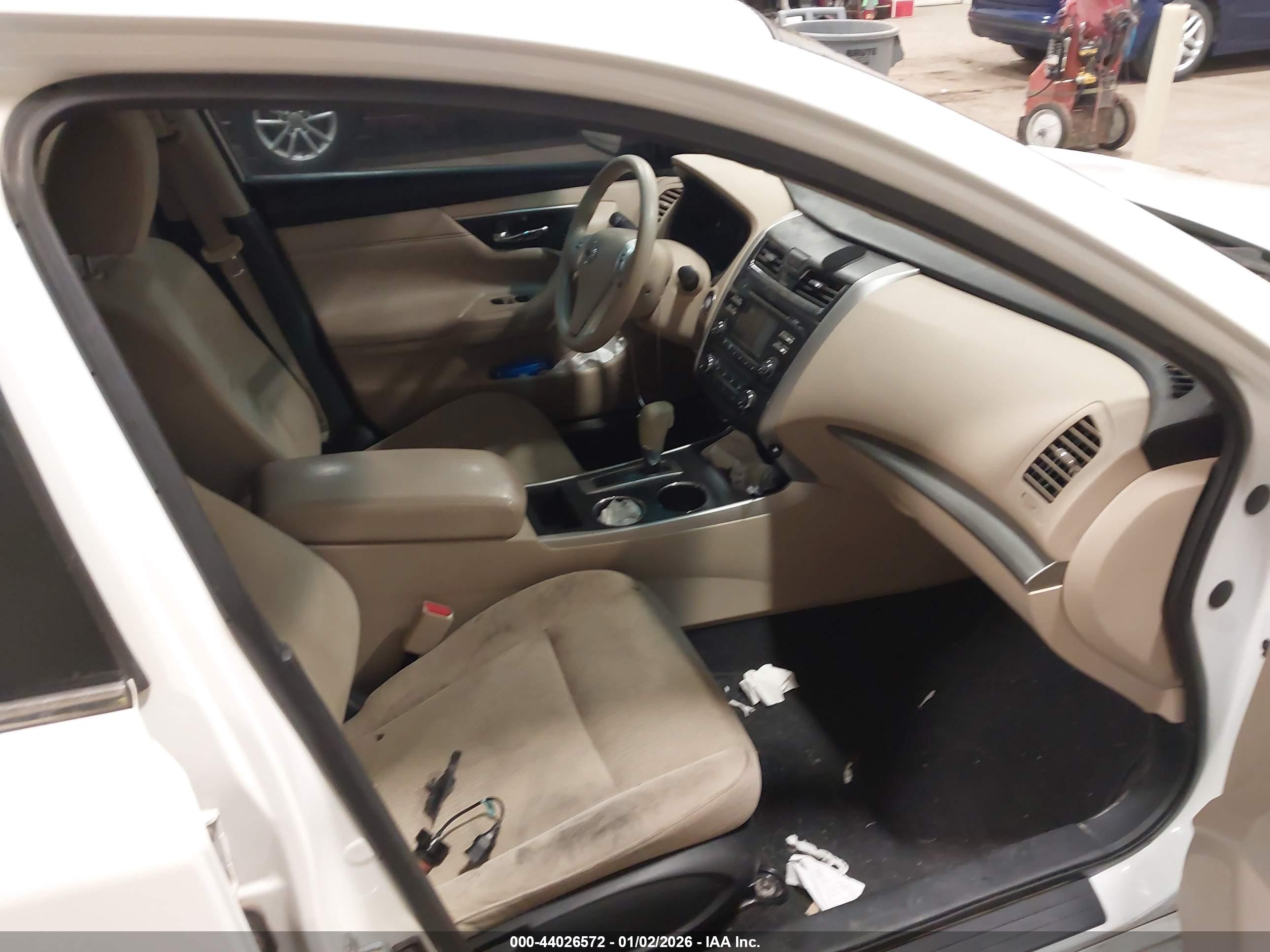 NISSAN ALTIMA image 5