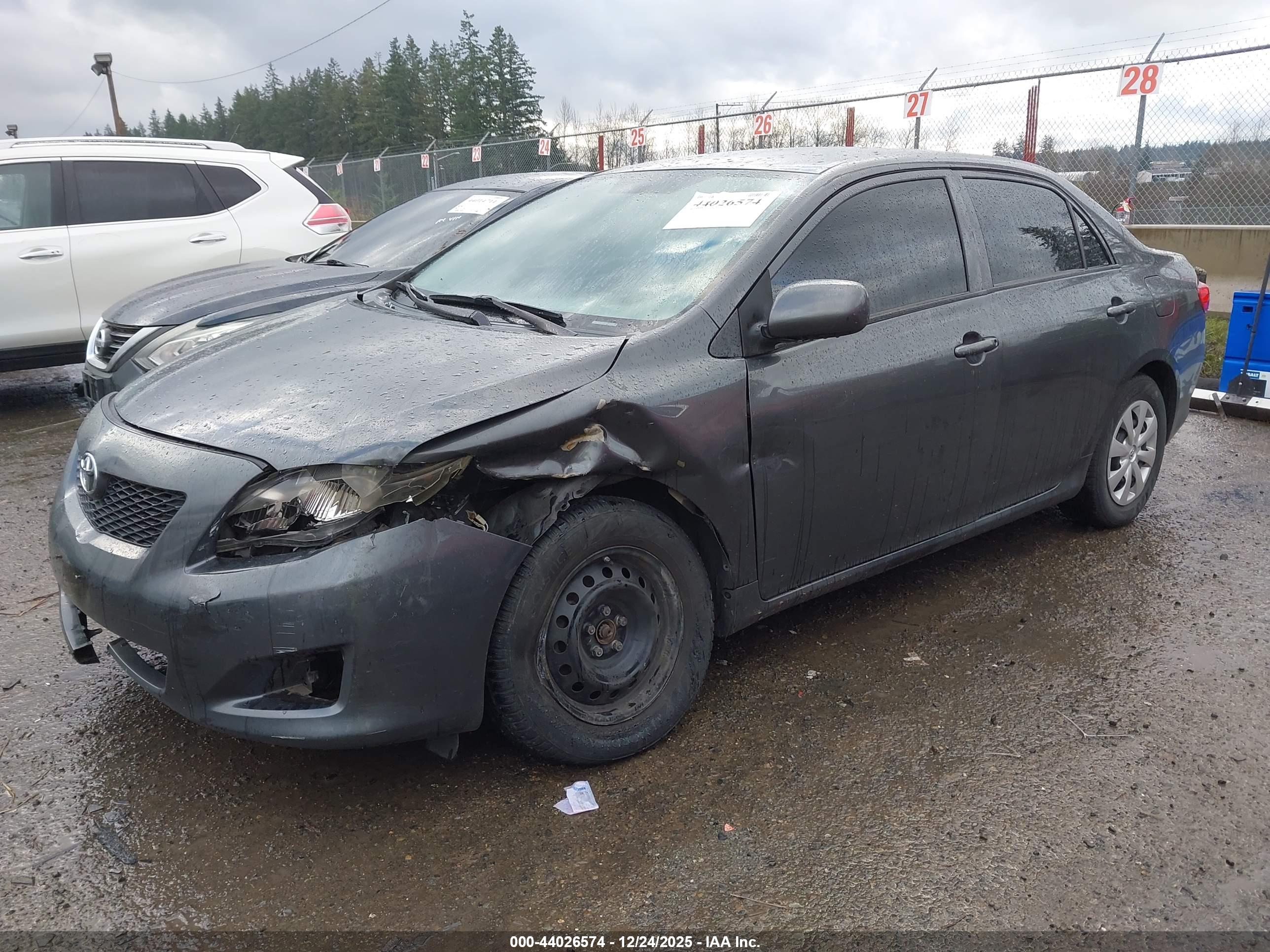 TOYOTA COROLLA image 2