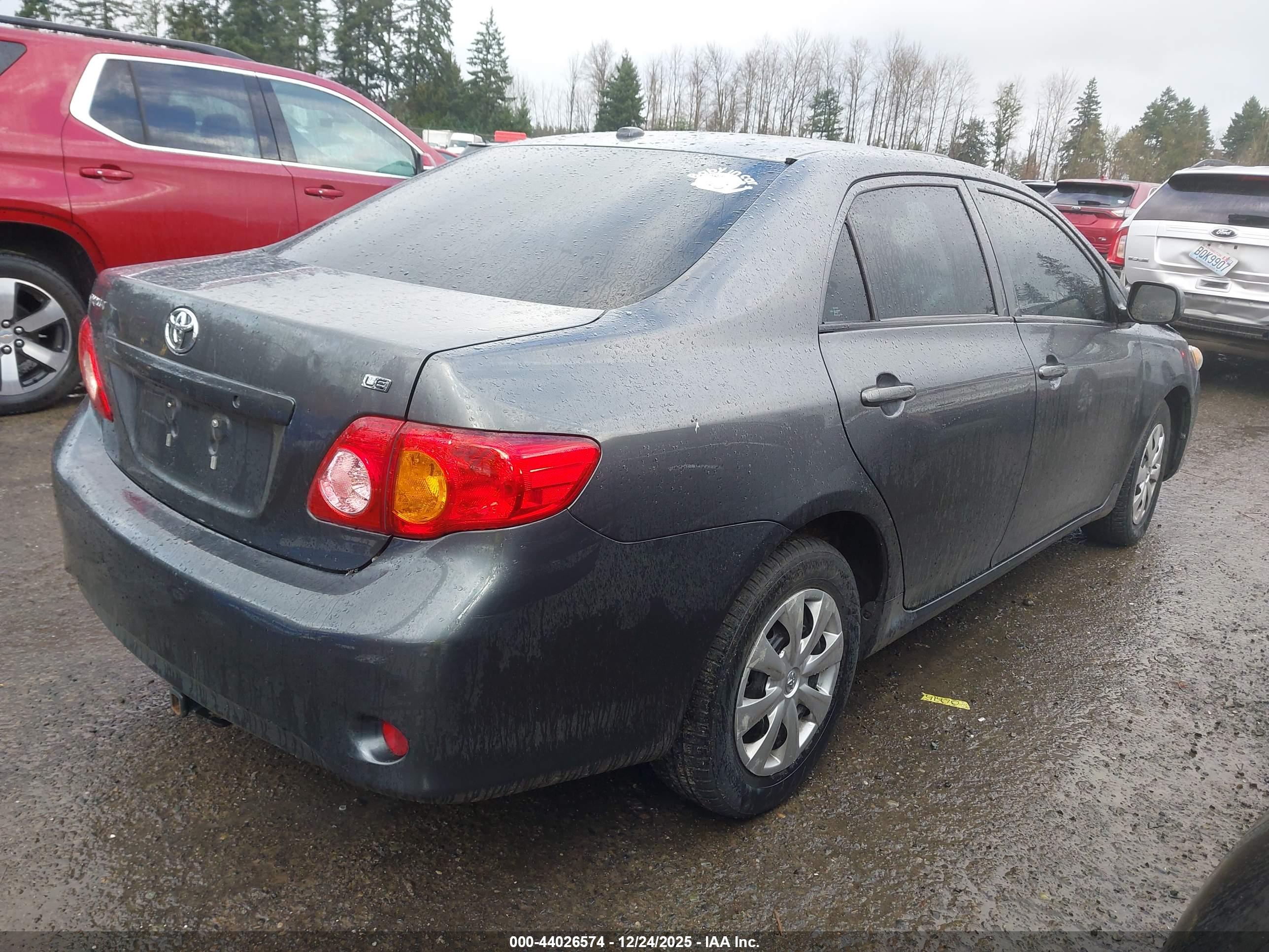 TOYOTA COROLLA image 4