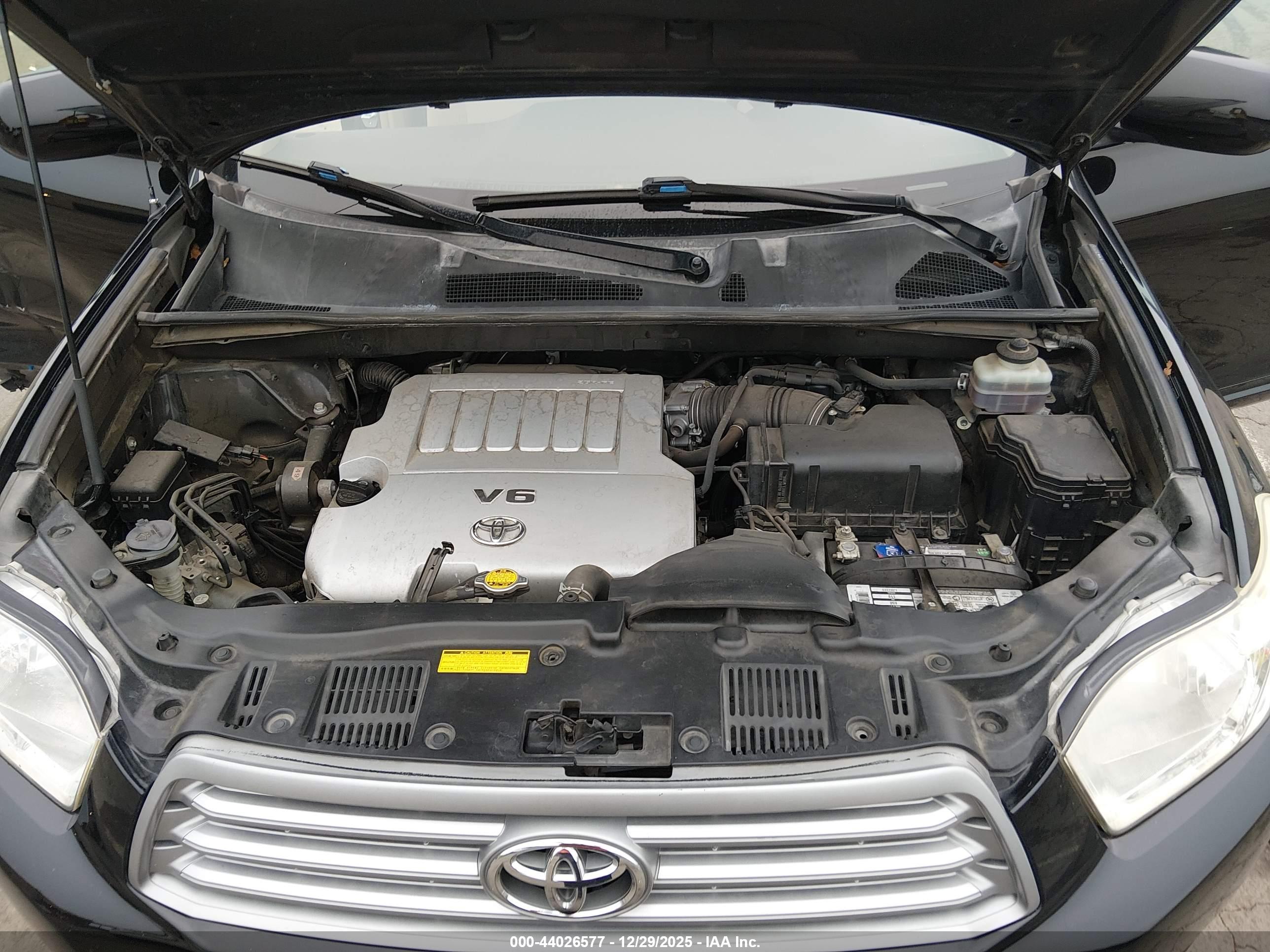 TOYOTA HIGHLANDER image 10