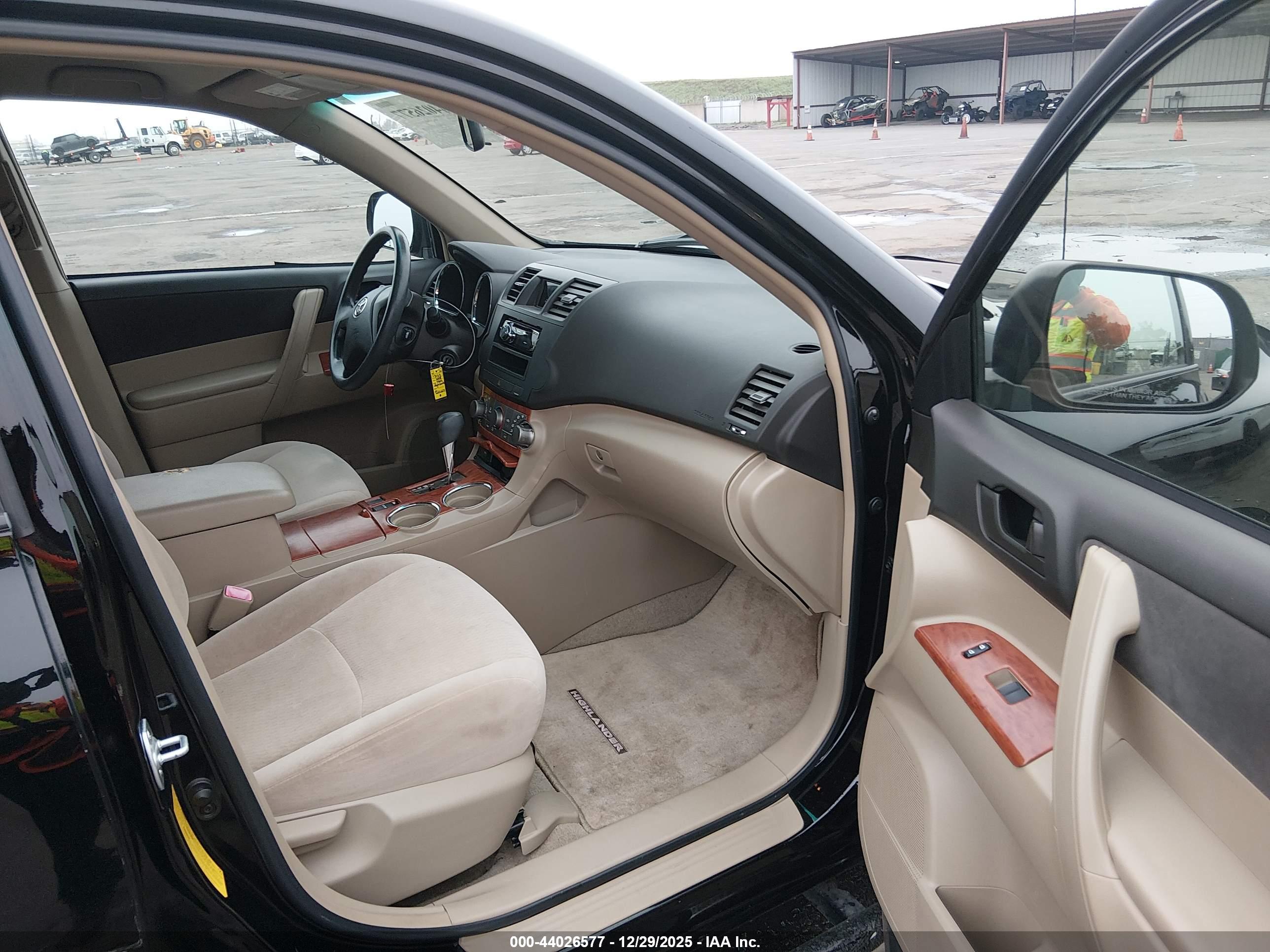 TOYOTA HIGHLANDER image 5