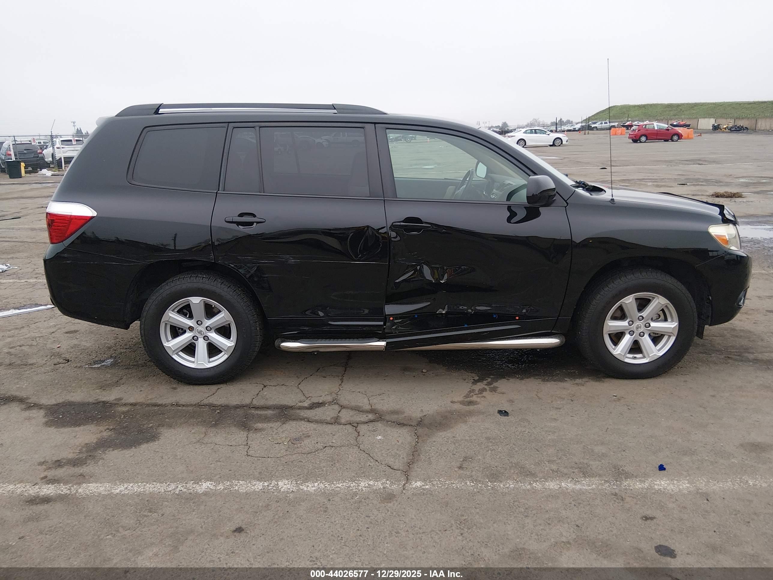 TOYOTA HIGHLANDER image 6