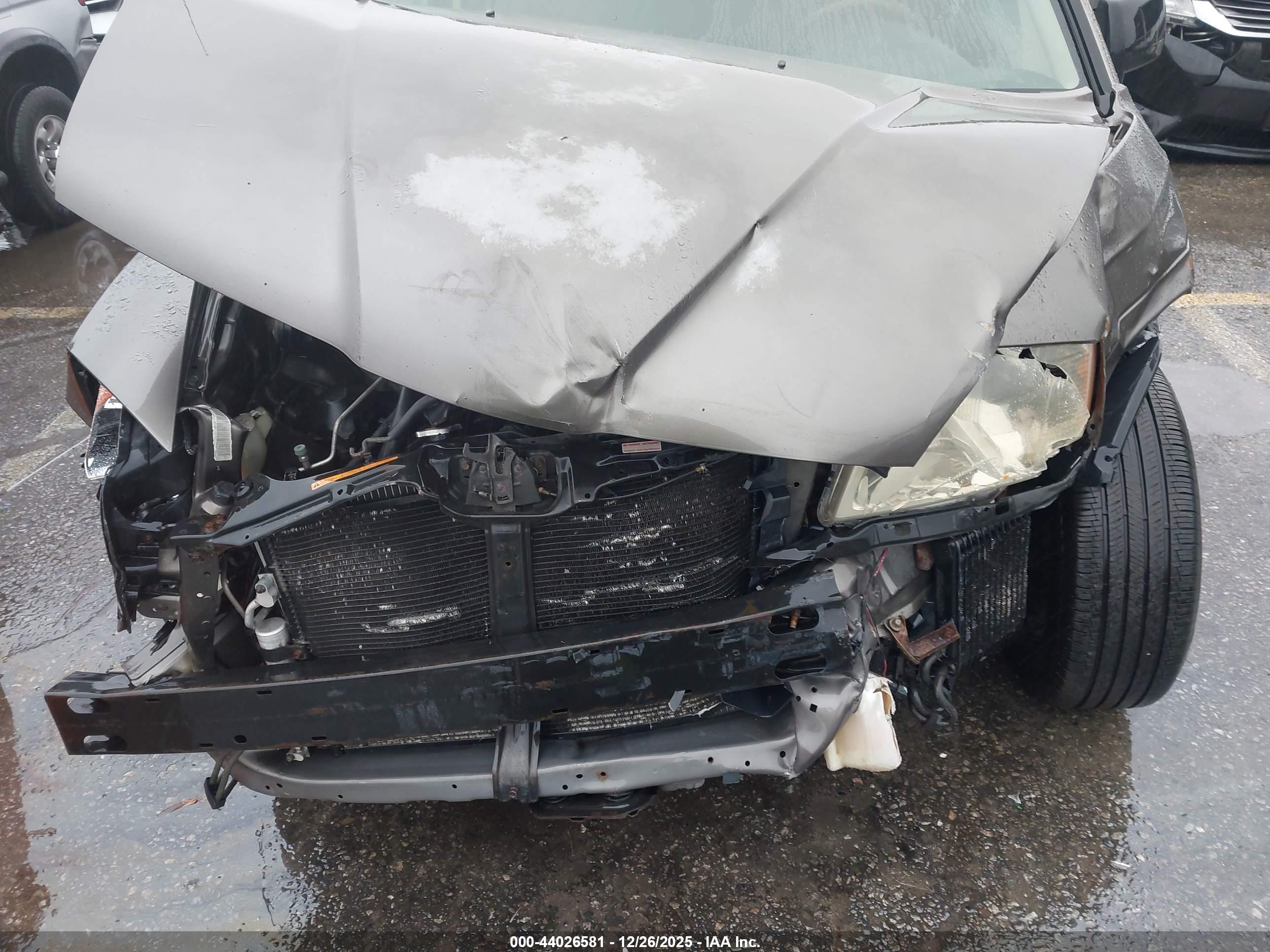 MITSUBISHI ENDEAVOR image 6