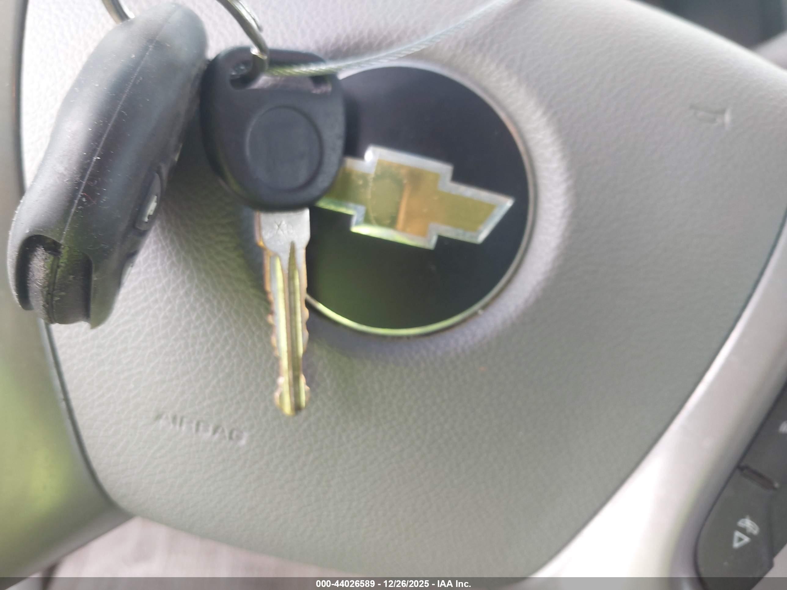 CHEVROLET TAHOE image 11