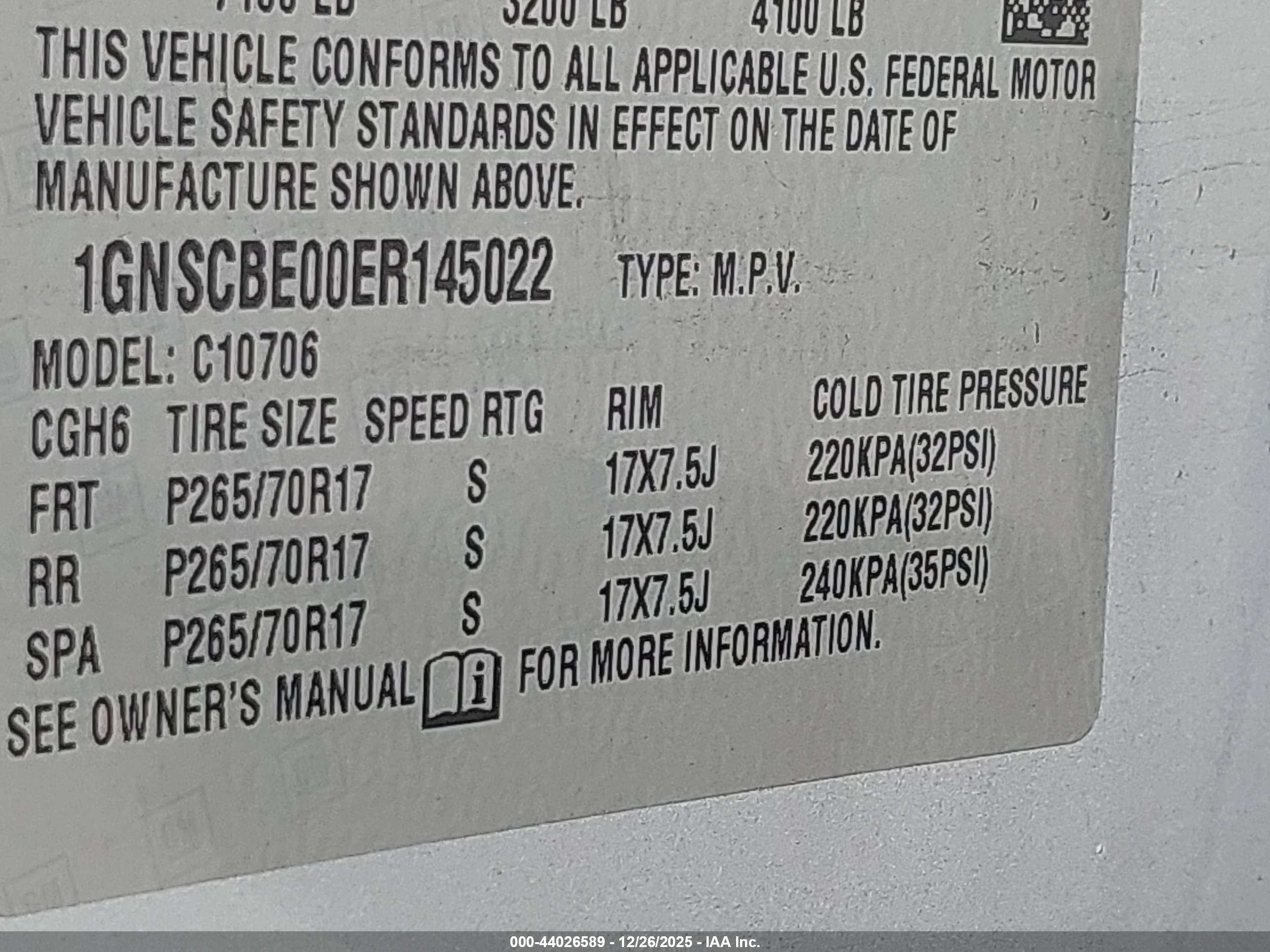 CHEVROLET TAHOE image 9