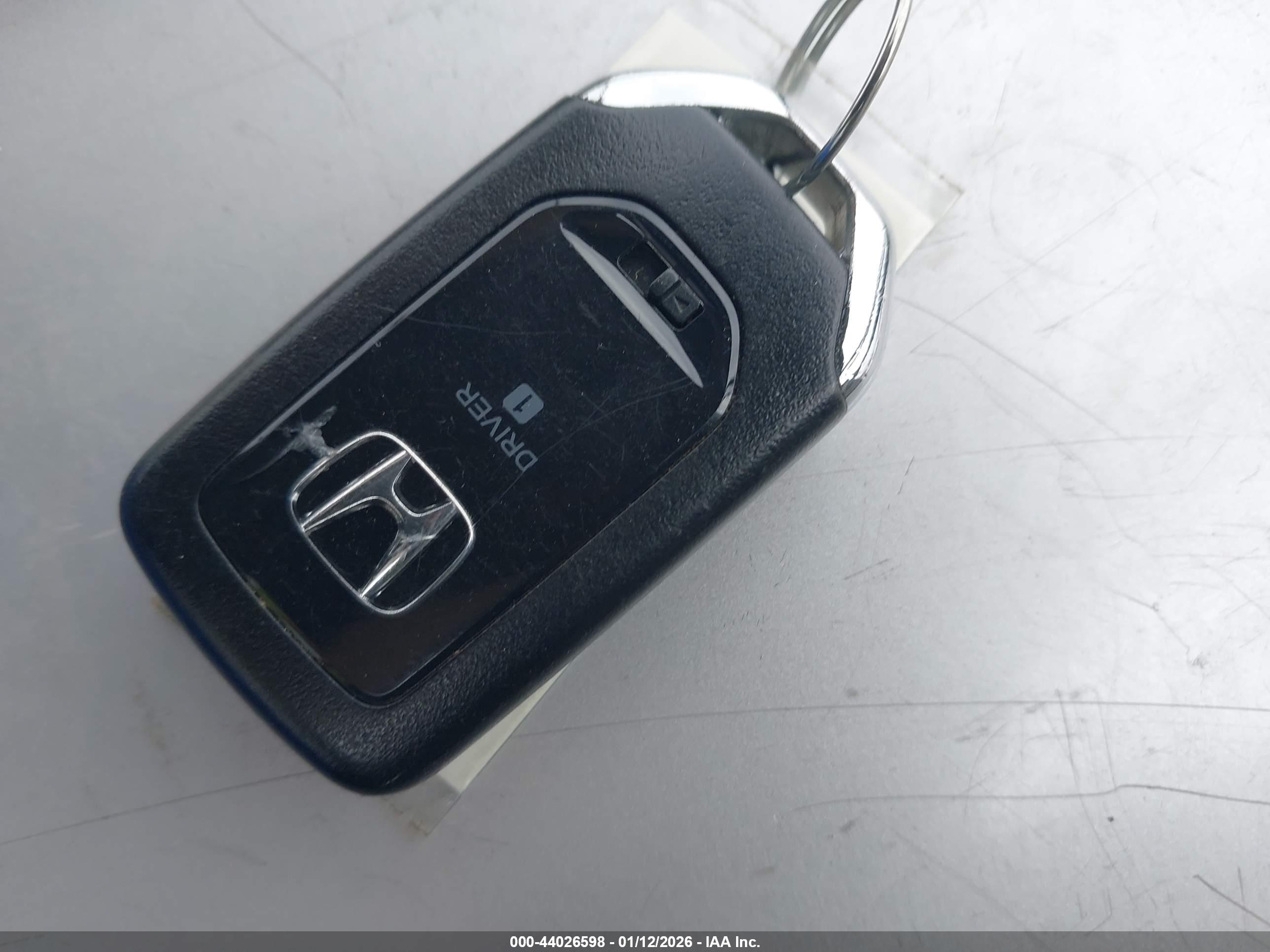 HONDA CR-V image 11