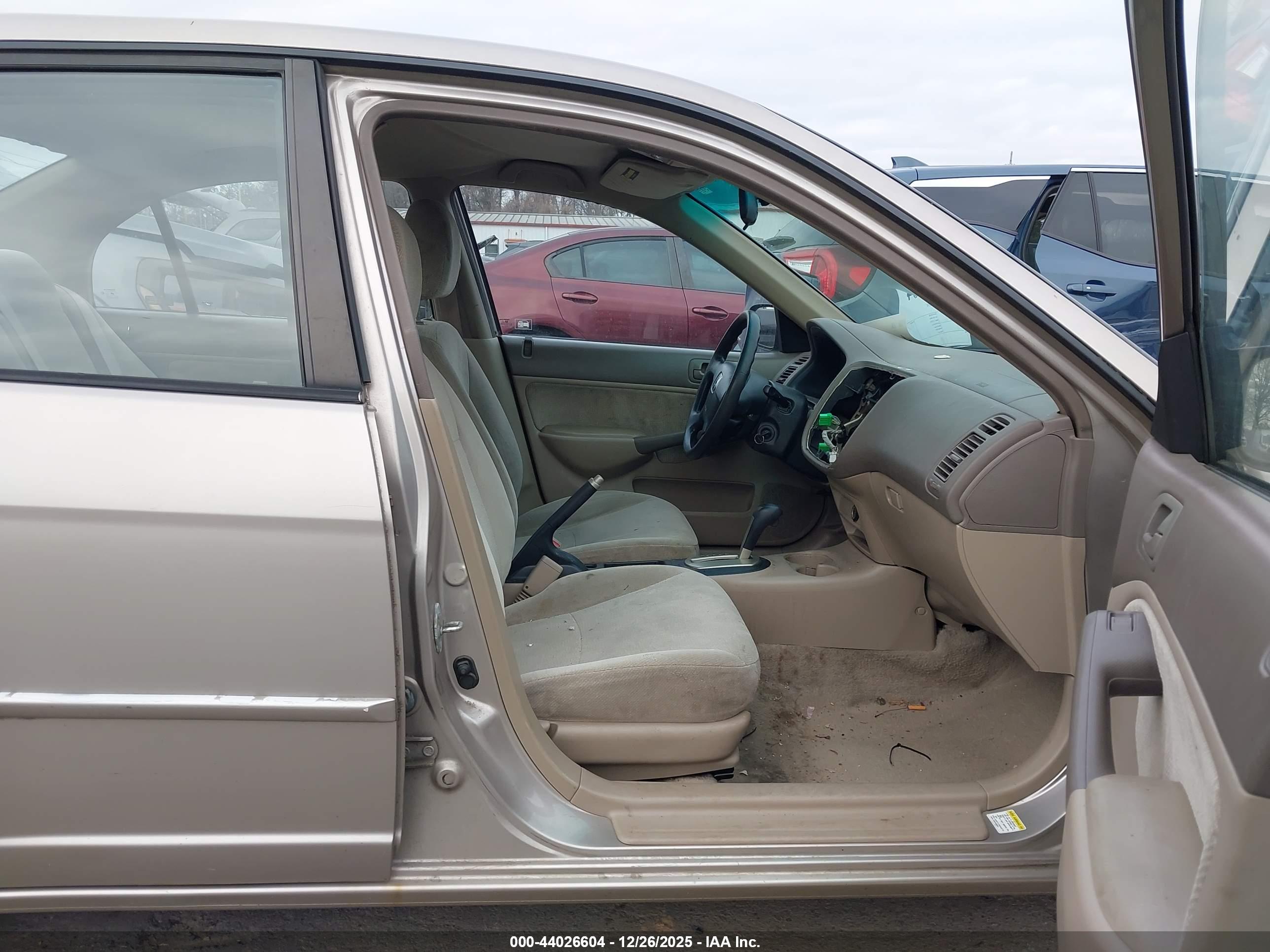 HONDA CIVIC image 5
