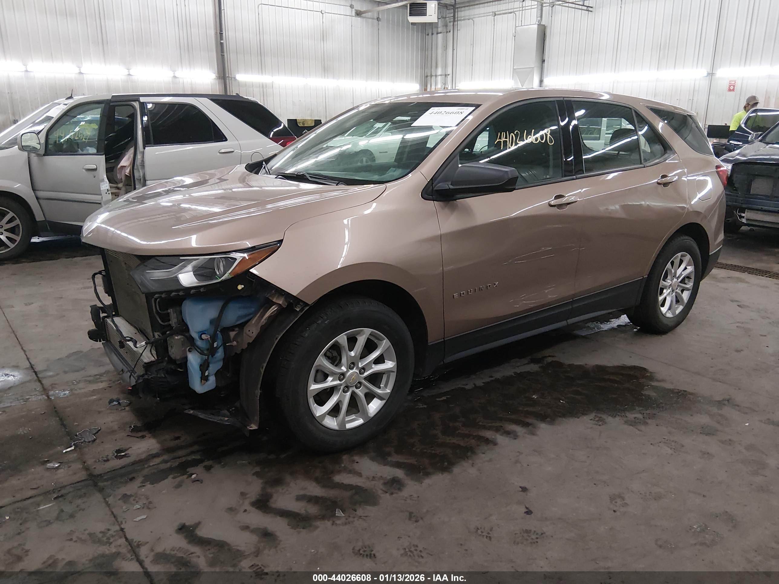 CHEVROLET EQUINOX image 2